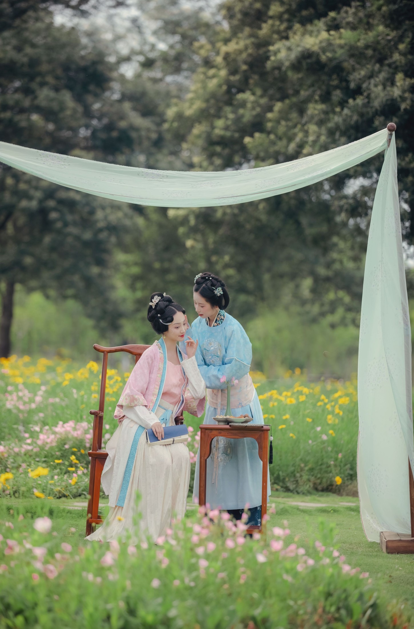 图片[4]-瑶瑶. 凌子兮 – 《游园》[23P]-COS写真在线网