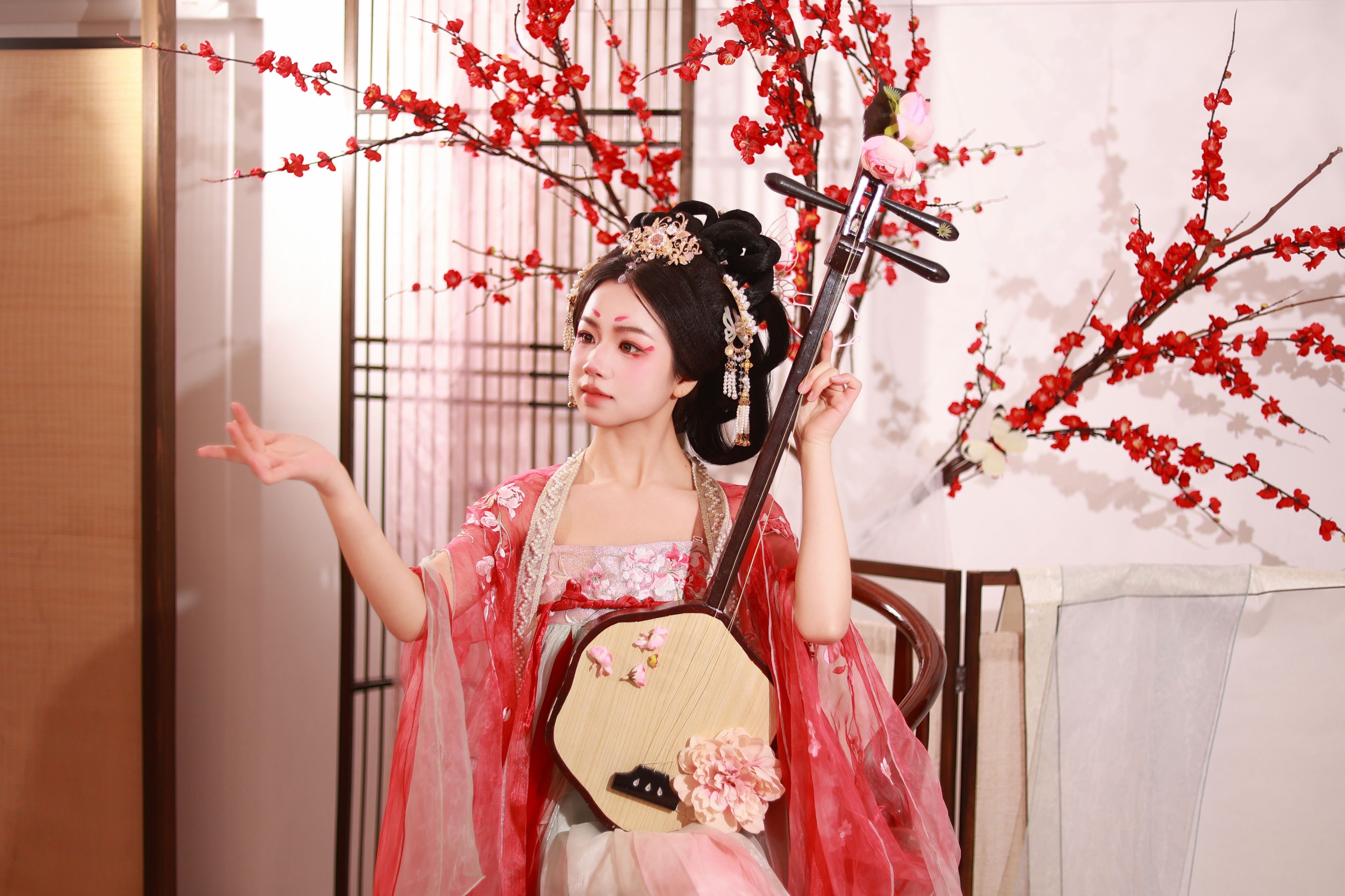 图片[4]-小杜同学 – 《红梅舞》[25P]-COS写真在线网