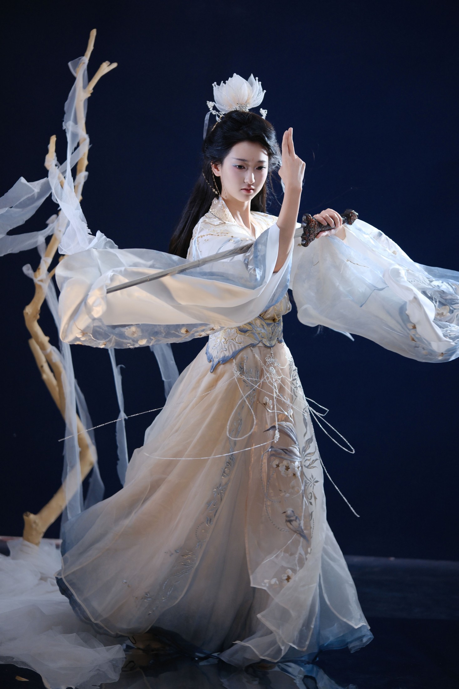 图片[4]-冷酷王爷 – 《大师姐下山》[21P]-COS写真在线网
