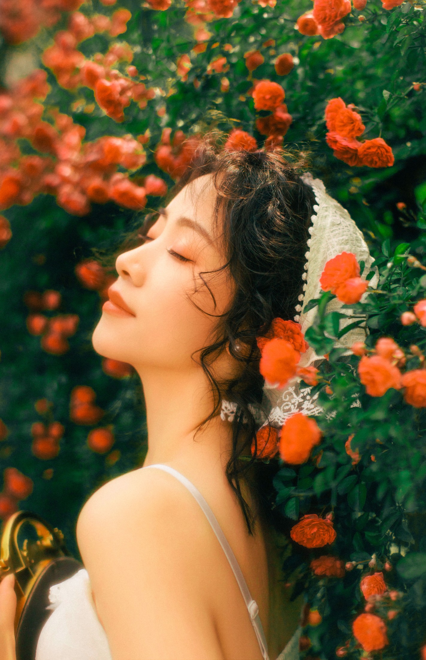图片[3]-鞠子 – 《油画少女》[26P]-COS写真在线网