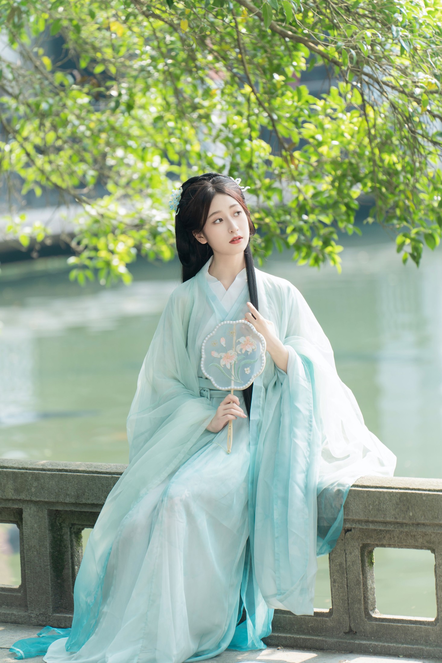 图片[3]-小何 – 《清冷如诗》[23P]-COS写真在线网