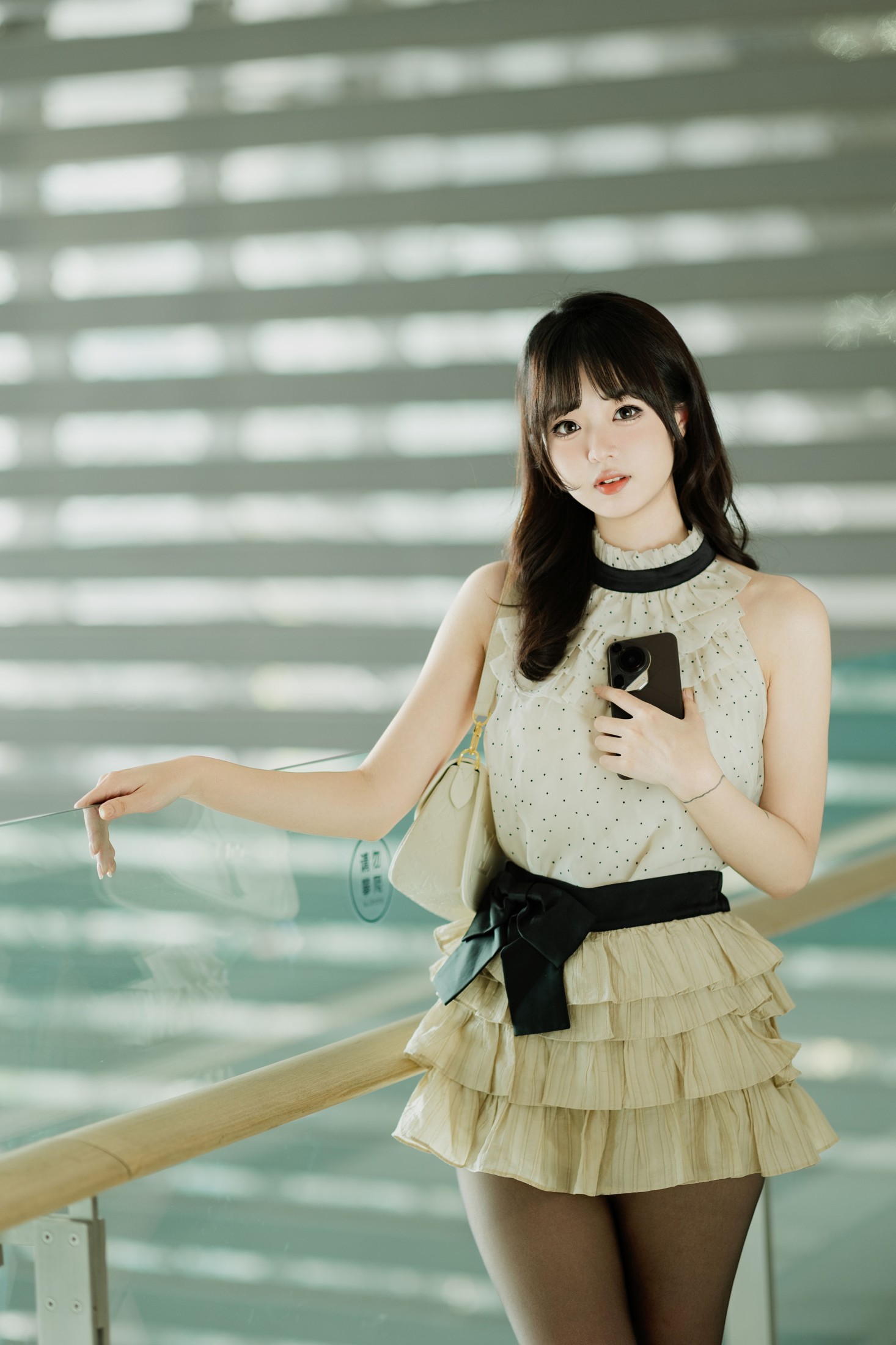 图片[4]-刺青师豆芽 – 《商场随拍》[20P]-COS写真在线网