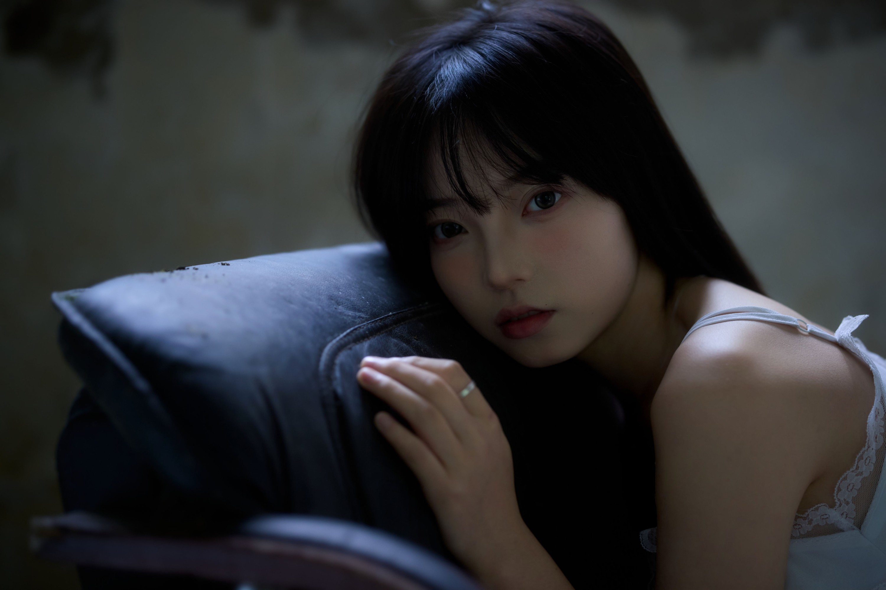 图片[5]-久菜盒子 – 《废墟人像》[36P]-COS写真在线网