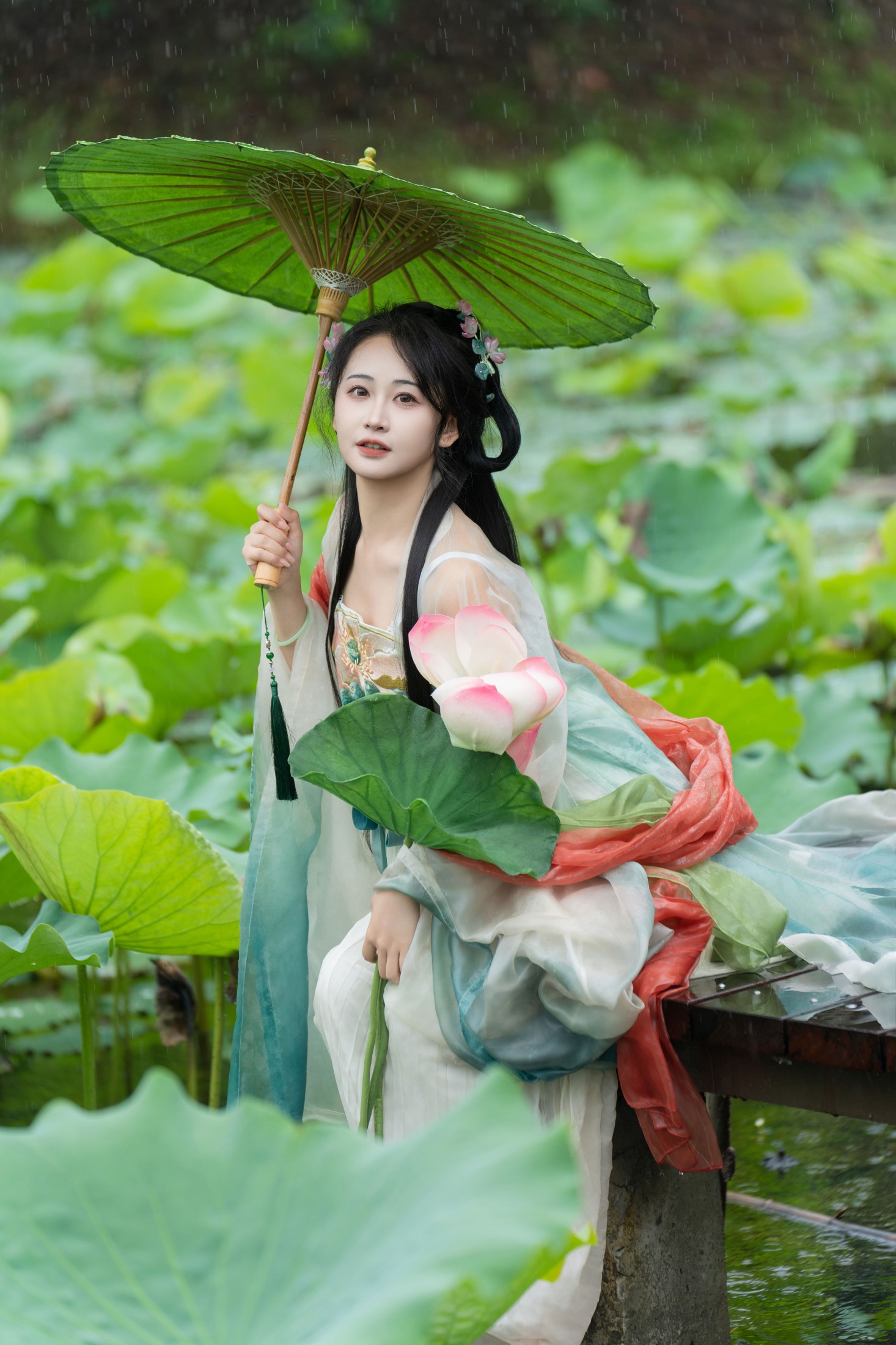 图片[5]-湫一只岁岁 – 《雨中荷花》[24P]-COS写真在线网