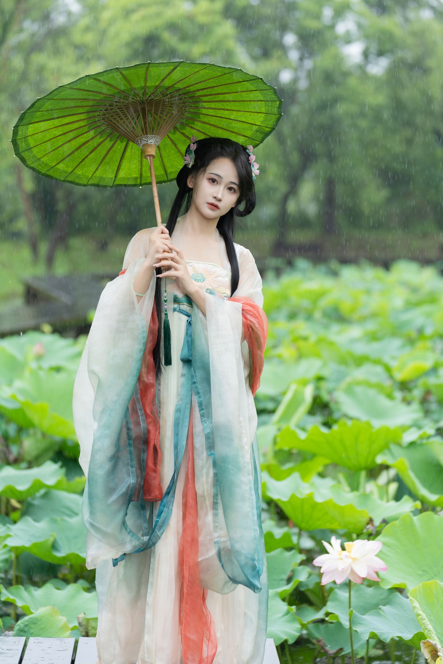 图片[4]-湫一只岁岁 – 《雨中荷花》[24P]-COS写真在线网