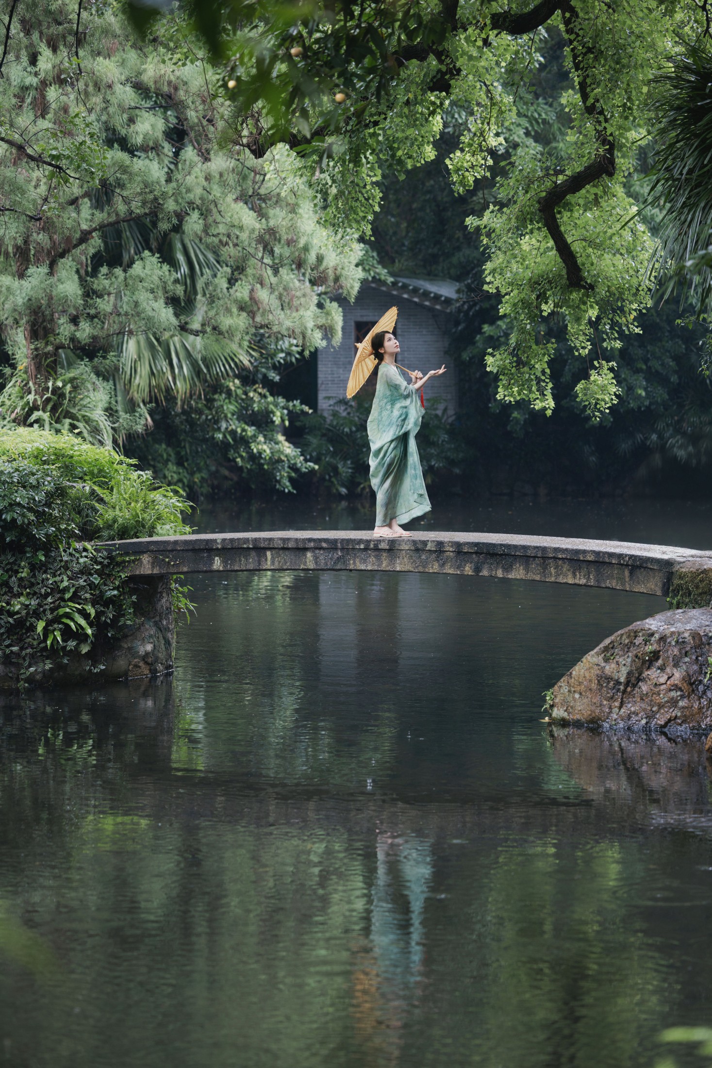 图片[3]-九猫」 – 《雨天馈赠》[30P]-COS写真在线网