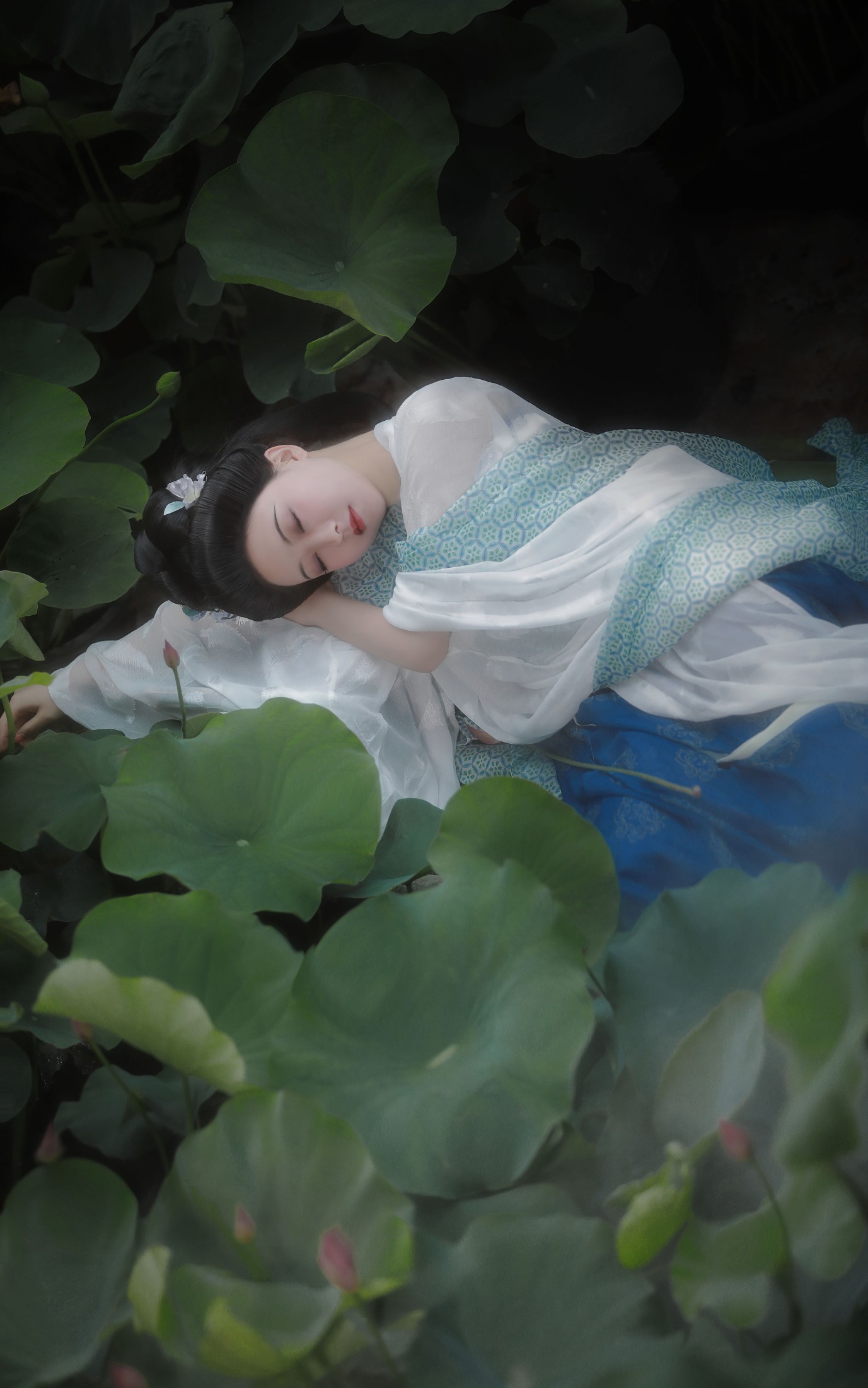 图片[3]-与芳 – 《雨微凉，沁衣间》[22P]-COS写真在线网