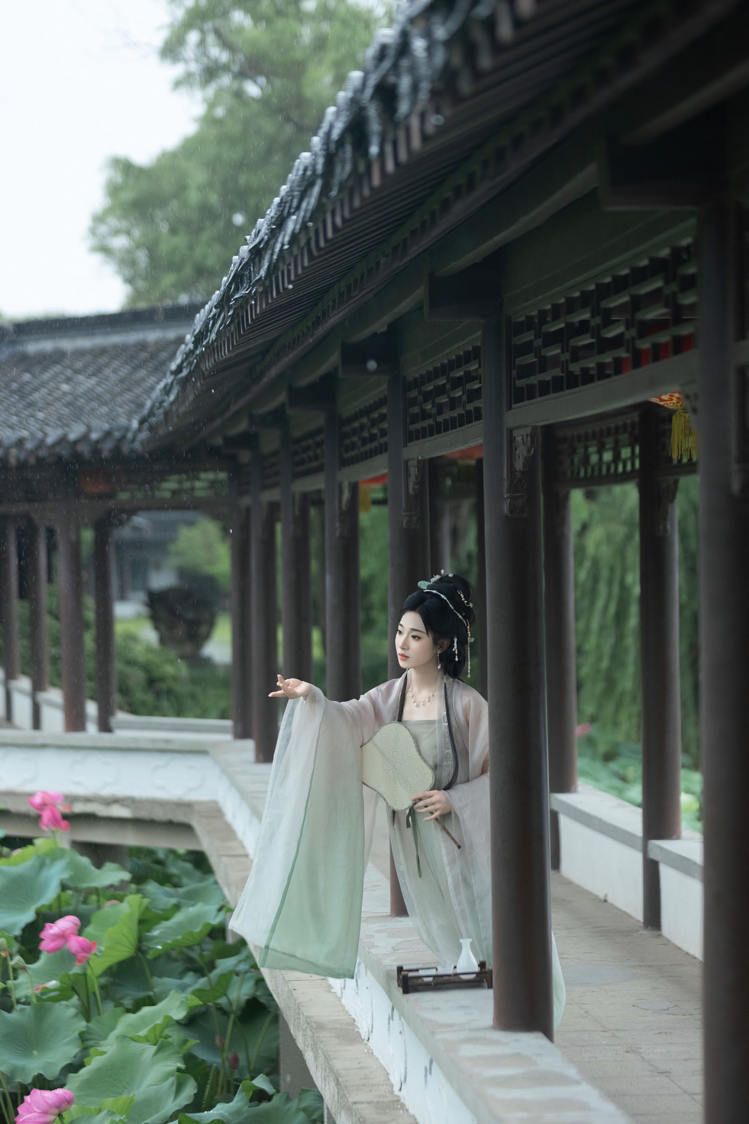 图片[4]-辣兔头 – 《梅雨赏荷》[29P]-COS写真在线网