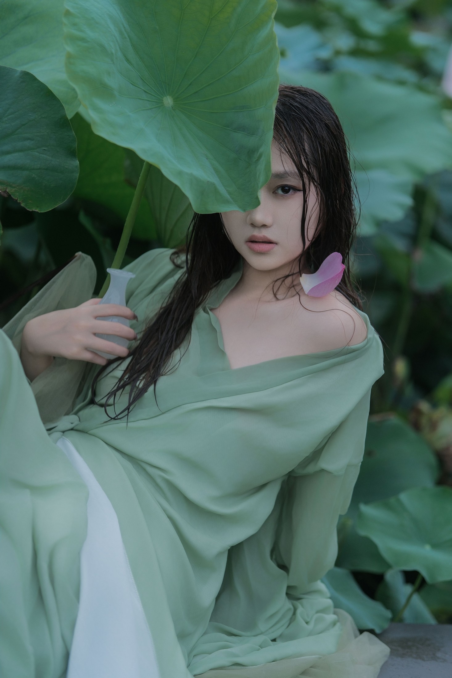 图片[3]-乐乐 – 《雨荷》[22P]-COS写真在线网