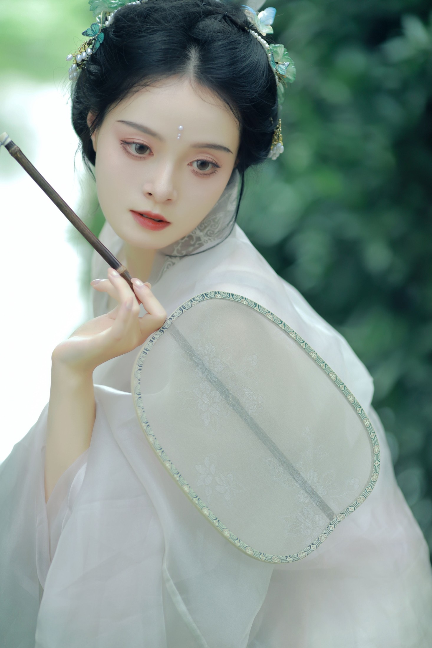 图片[5]-岁岁如意 – 《观荷》[22P]-COS写真在线网