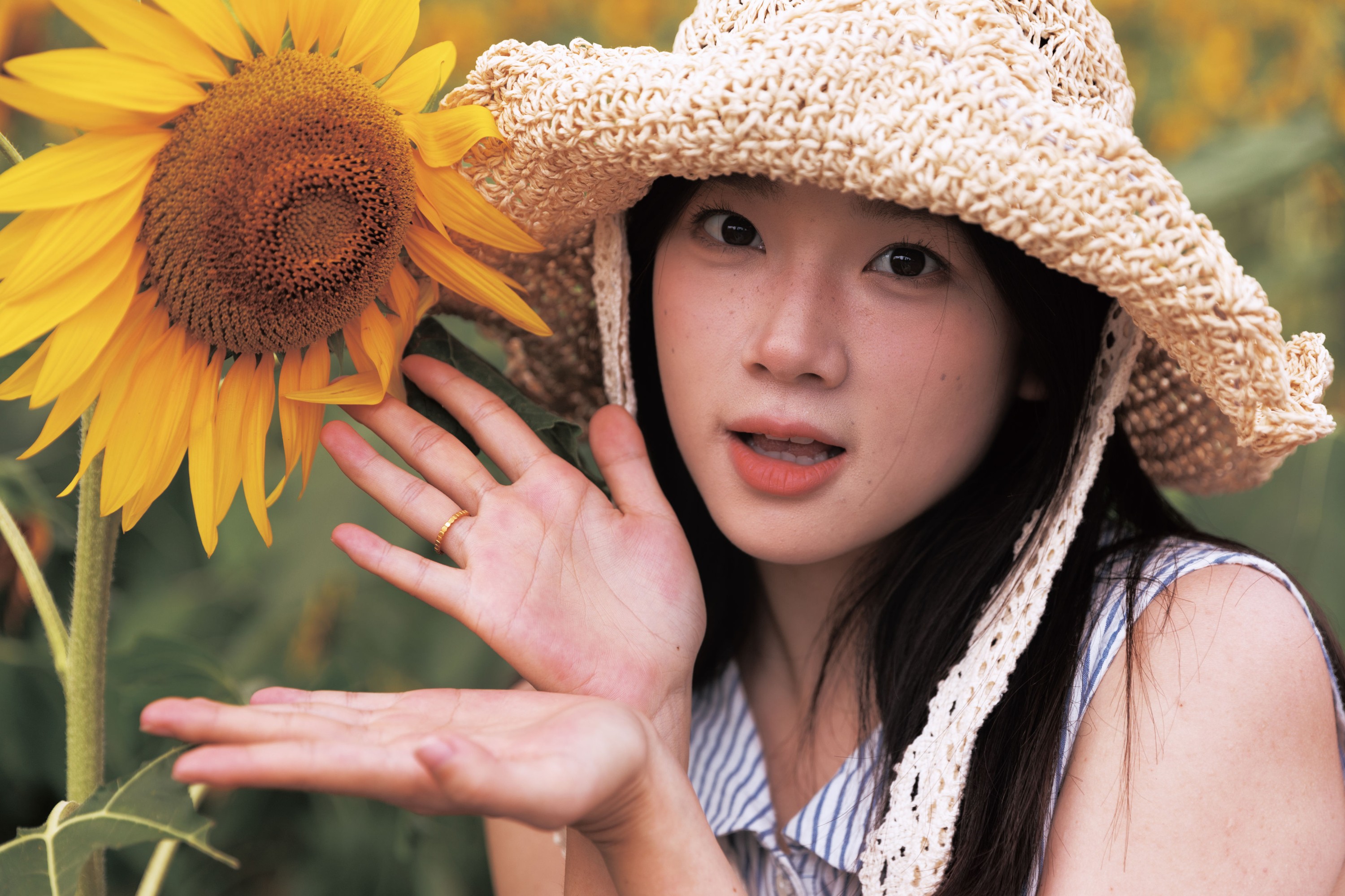 图片[5]-To小北 – 《向日葵》[26P]-COS写真在线网