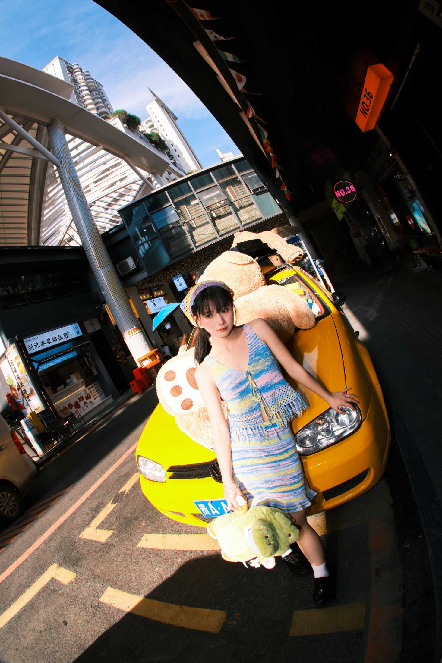 图片[5]-肉宋堡 – 《多巴胺鱼眼街拍》[22P]-COS写真在线网