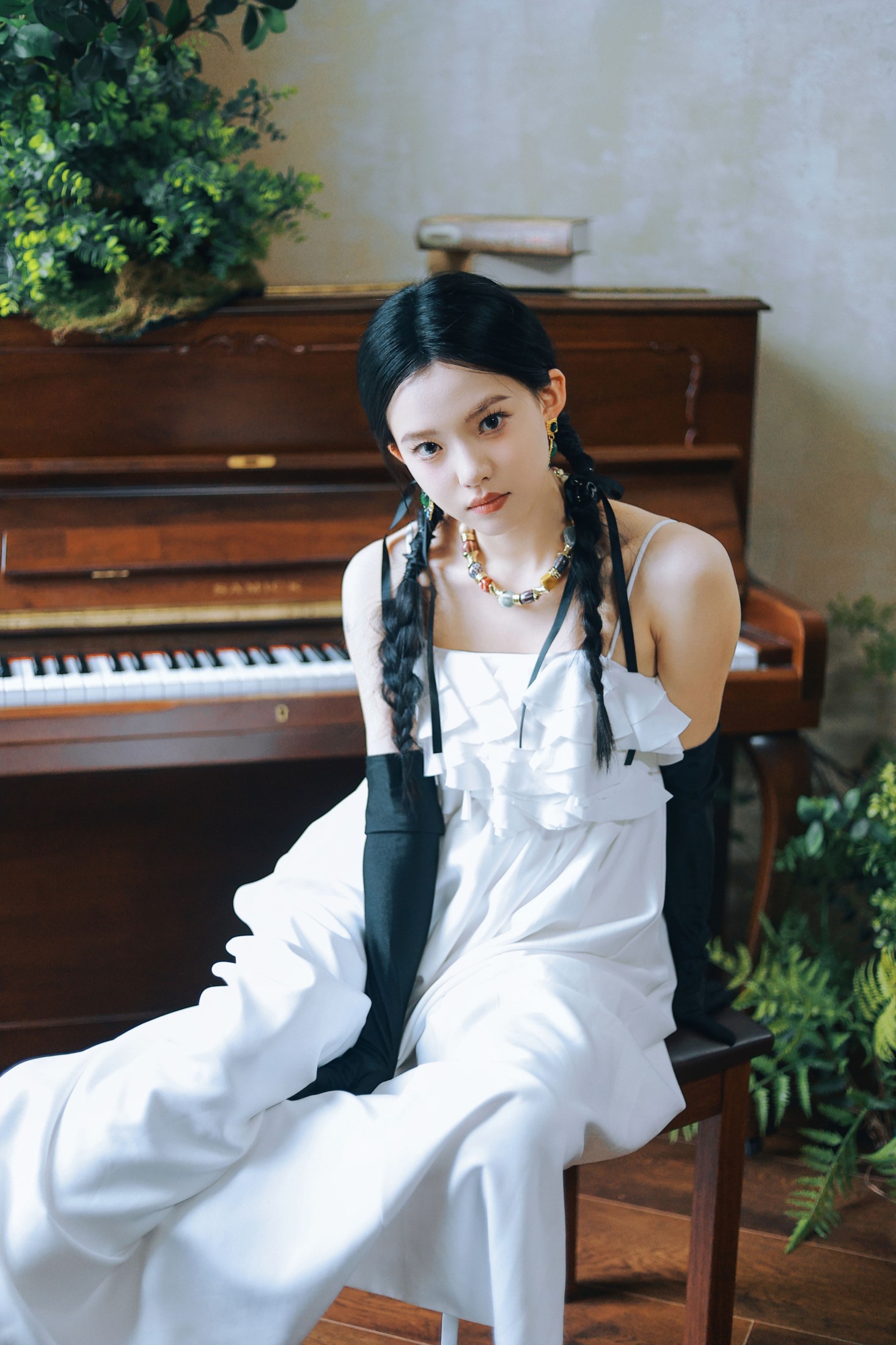 图片[3]-露露 – 《夏天的闲暇瞬间 轻婚纱》[28P]-COS写真在线网