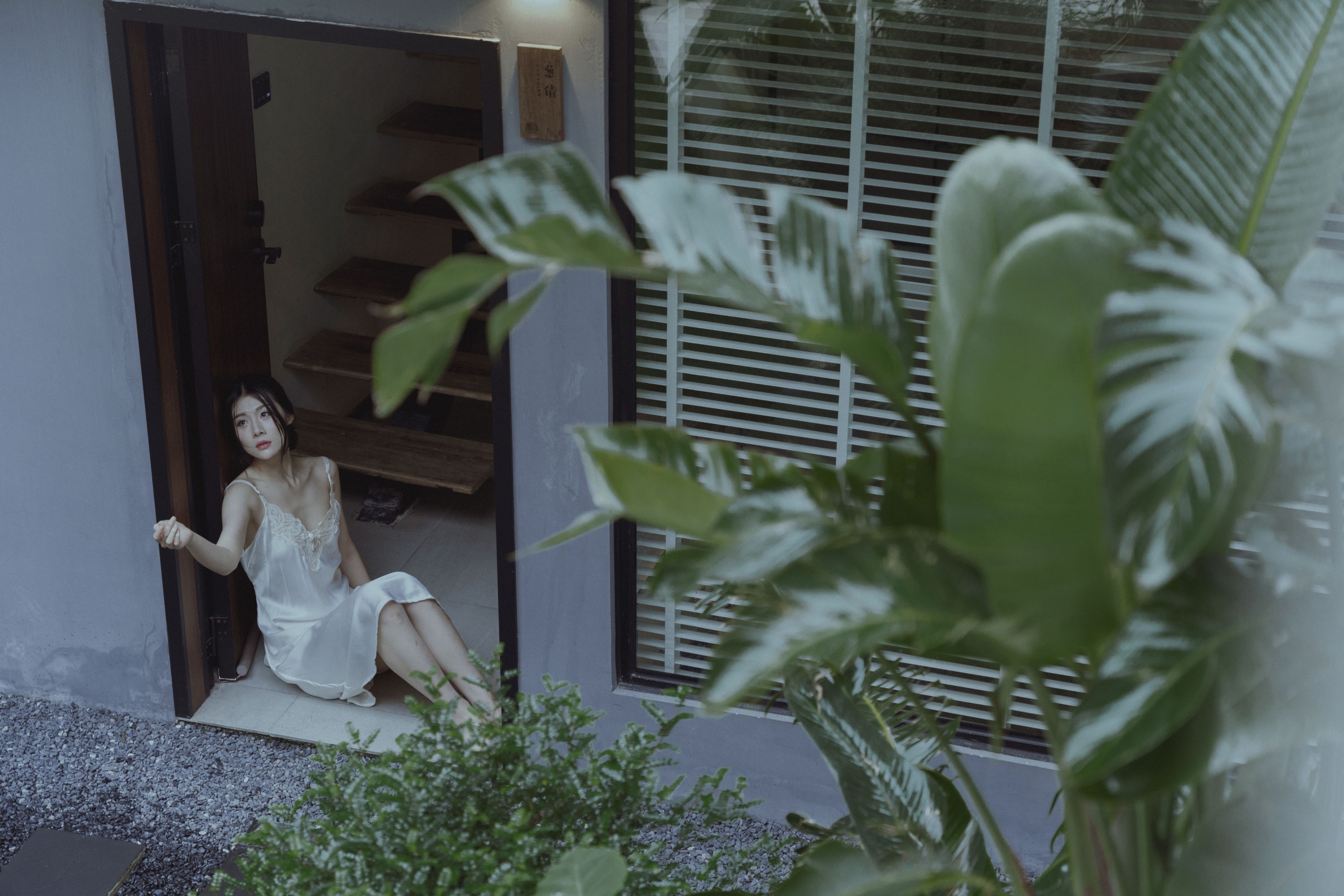图片[3]-兔兔子 – 《雨泪》[24P]-COS写真在线网