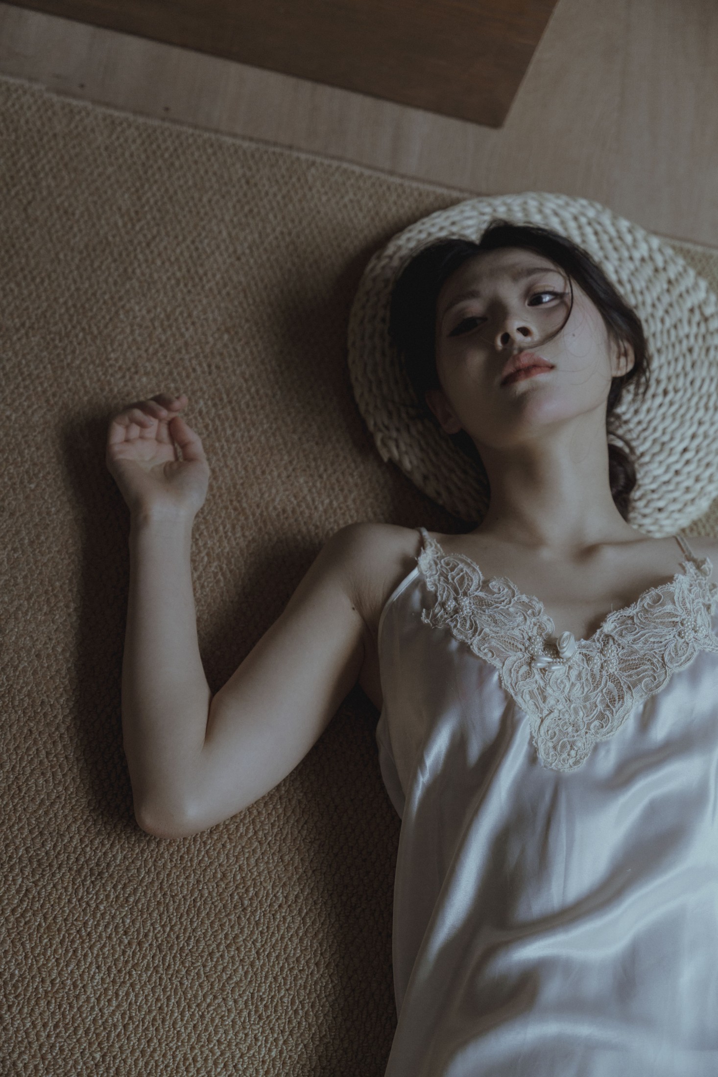 图片[4]-兔兔子 – 《雨泪》[24P]-COS写真在线网