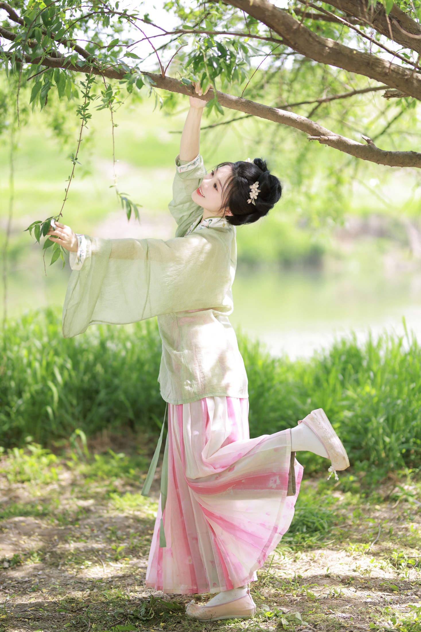 图片[5]-彭瑶吖 – 《弄春声》[20P]-COS写真在线网