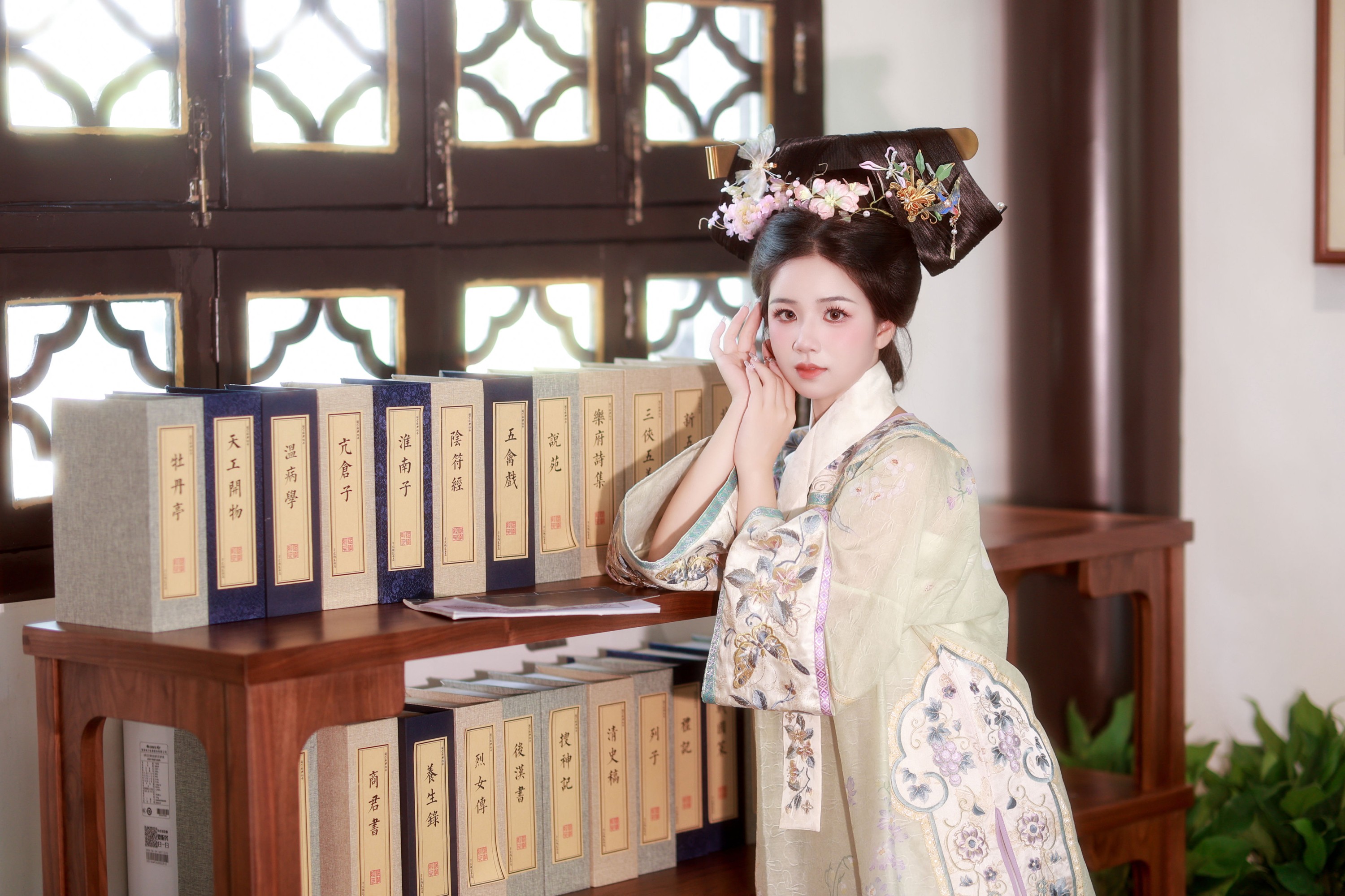 图片[5]-小杜同学 – 《清宫曲》[35P]-COS写真在线网