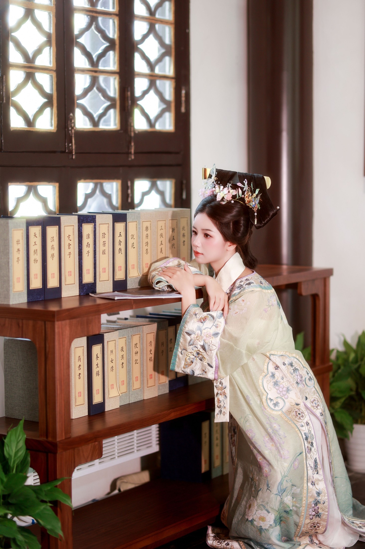 图片[4]-小杜同学 – 《清宫曲》[35P]-COS写真在线网
