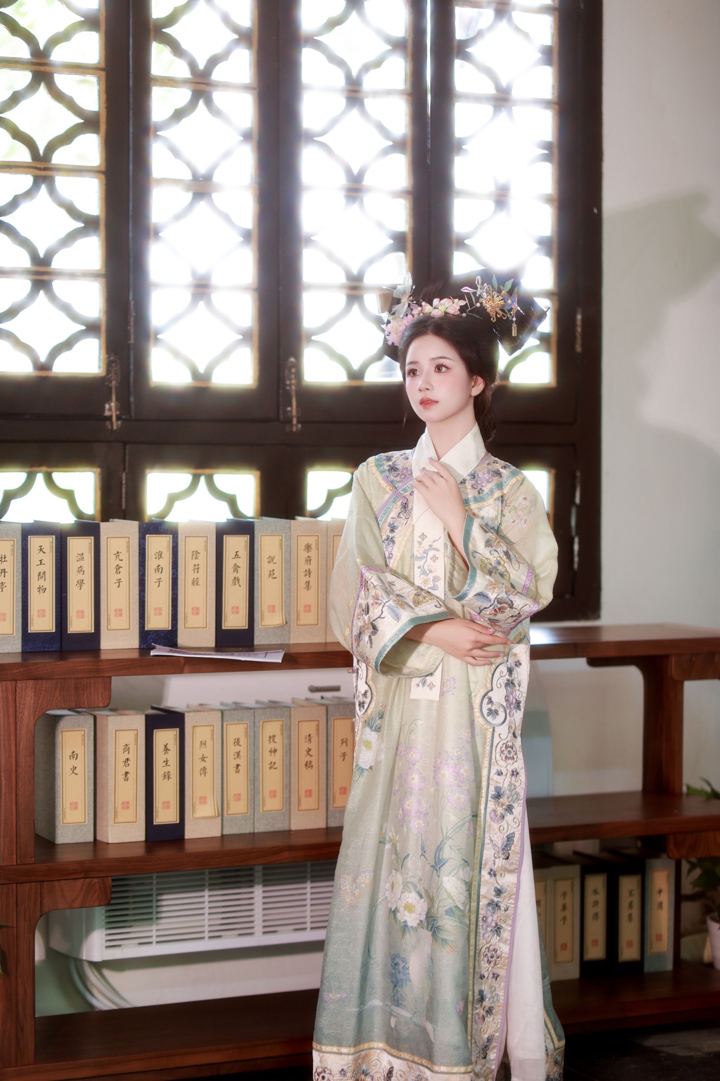 图片[3]-小杜同学 – 《清宫曲》[35P]-COS写真在线网