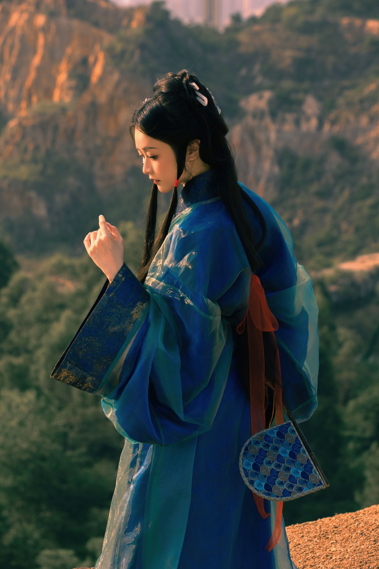 图片[3]-神赐杏杏 – 《远山行》[27P]-COS写真在线网