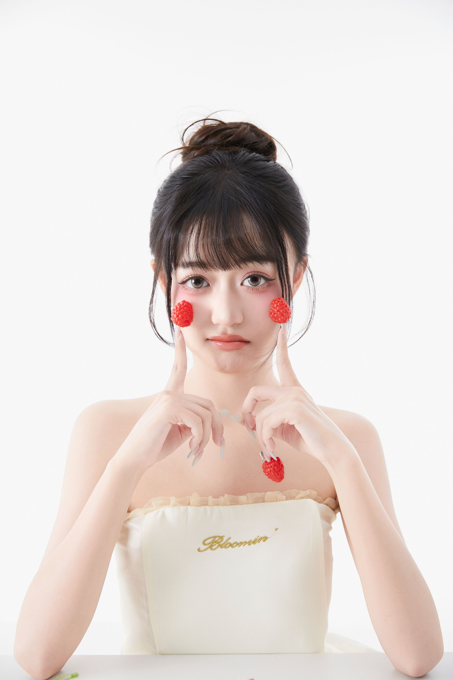 图片[3]-菠萝包 – 《白色蛋糕肖像》[22P]-COS写真在线网
