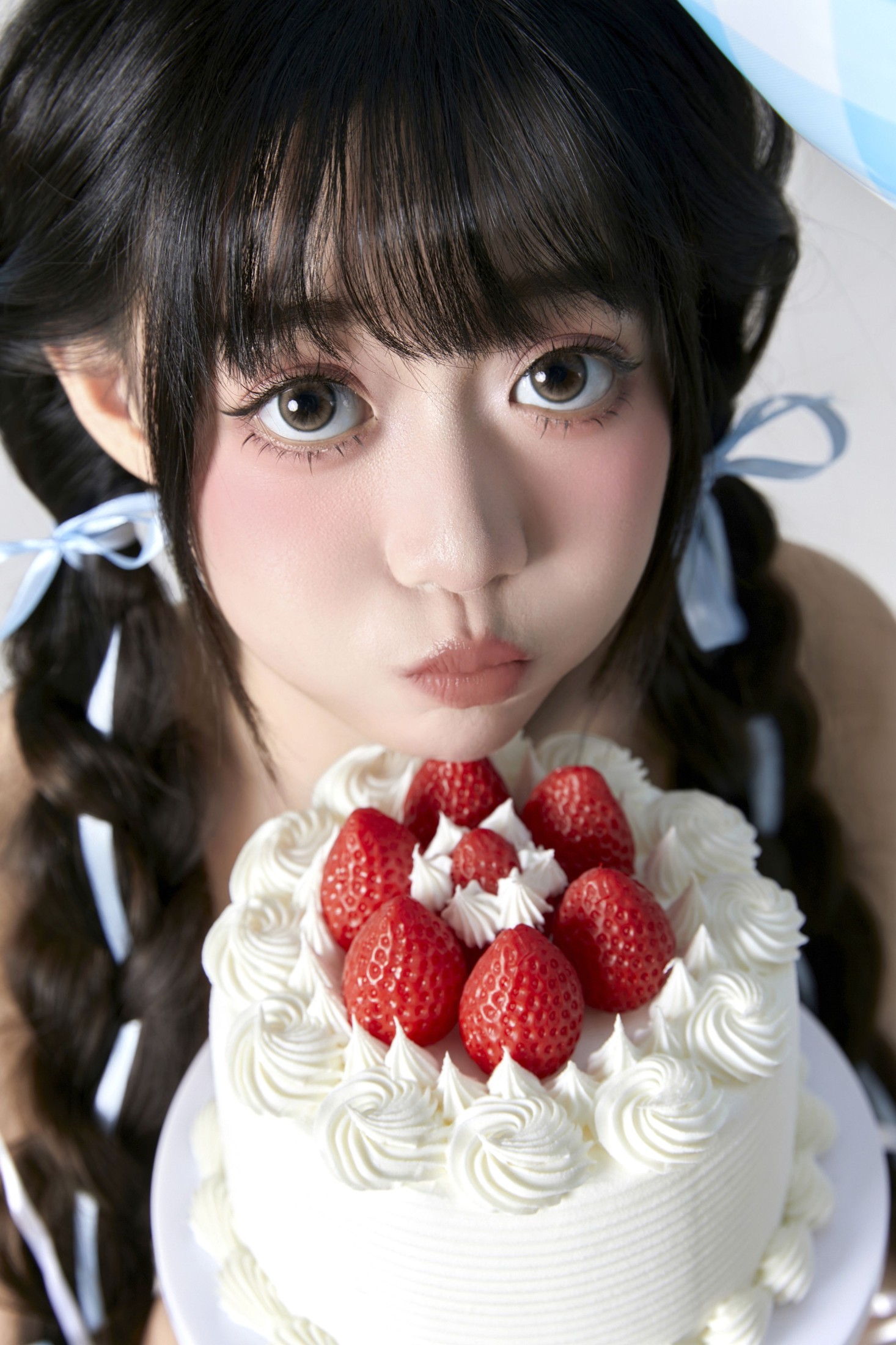图片[4]-菠萝包 – 《蓝色气球生日写真》[27P]-COS写真在线网