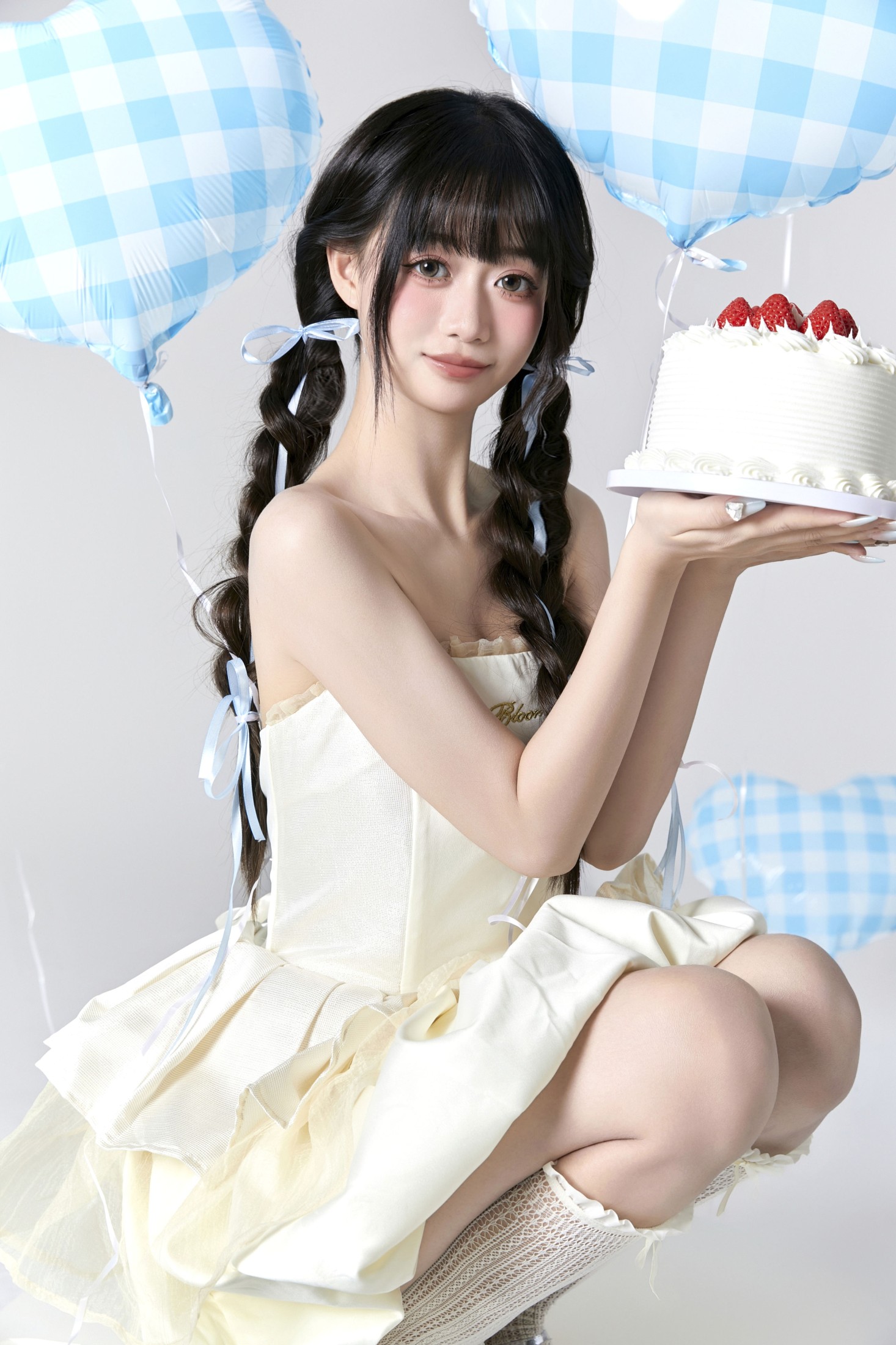 图片[3]-菠萝包 – 《蓝色气球生日写真》[27P]-COS写真在线网