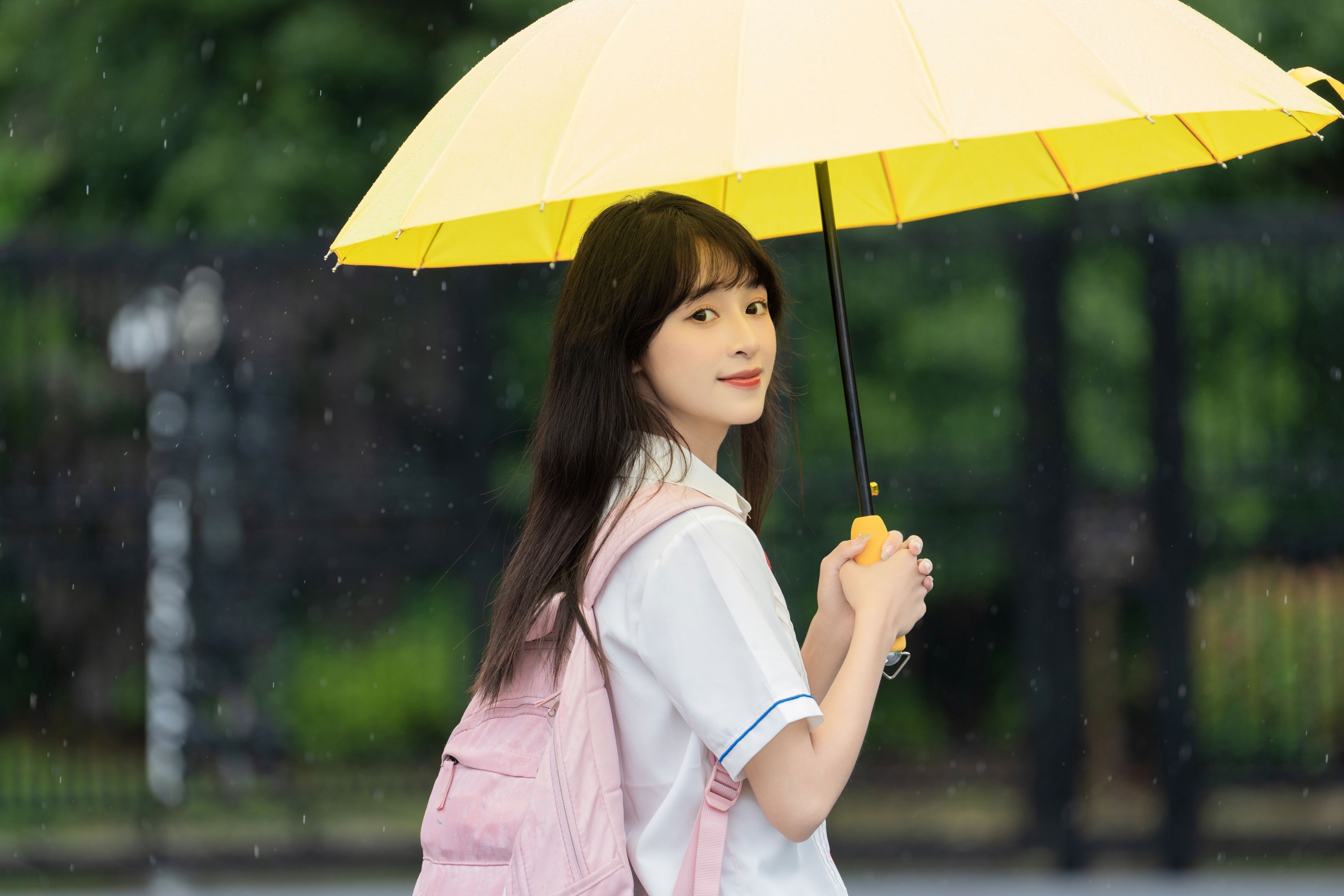 图片[5]-夏芋小年 – 《雨天》[22P]-COS写真在线网