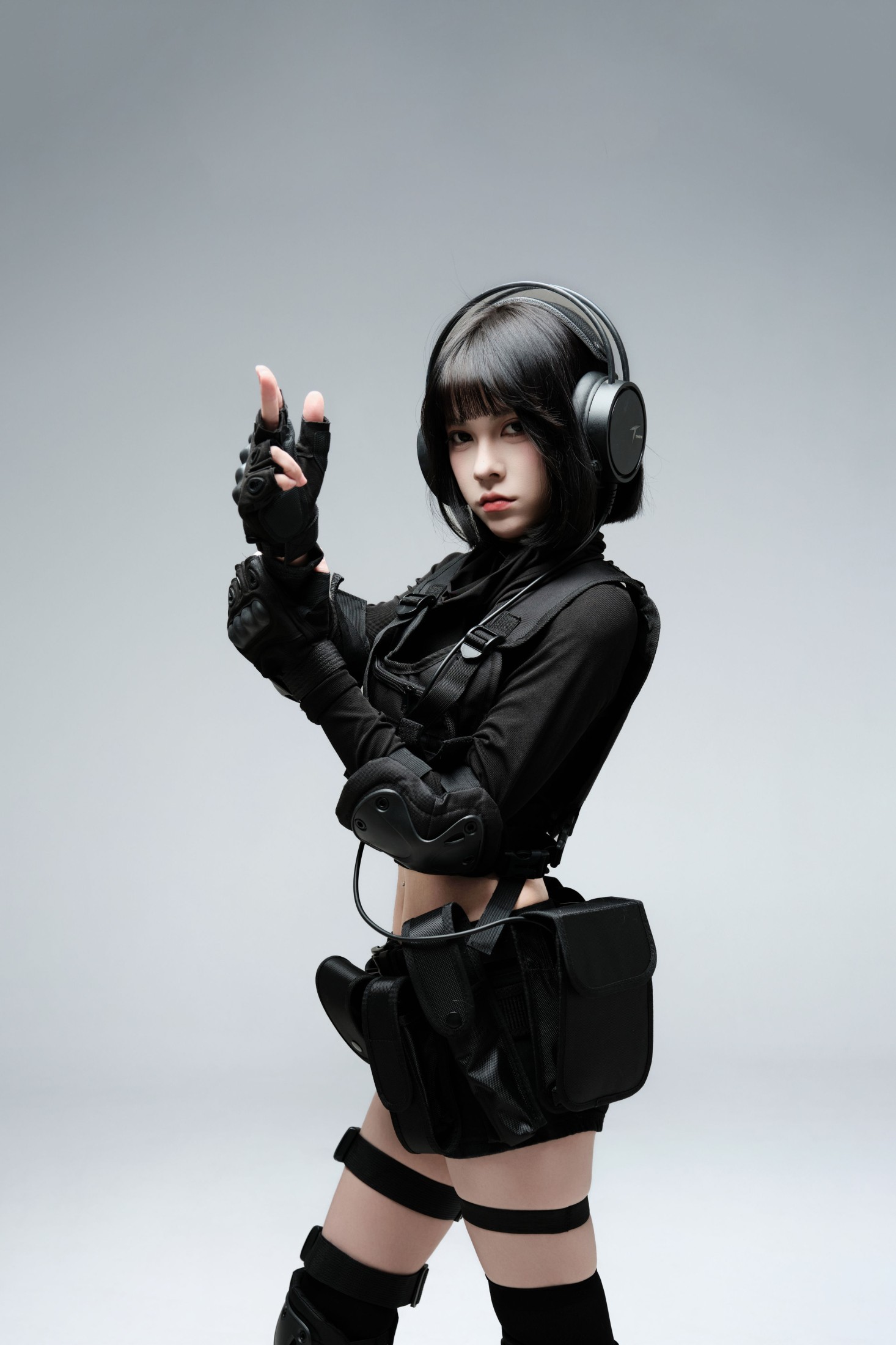 图片[4]-悲伤薯条555 – 《人形武装》[30P]-COS写真在线网