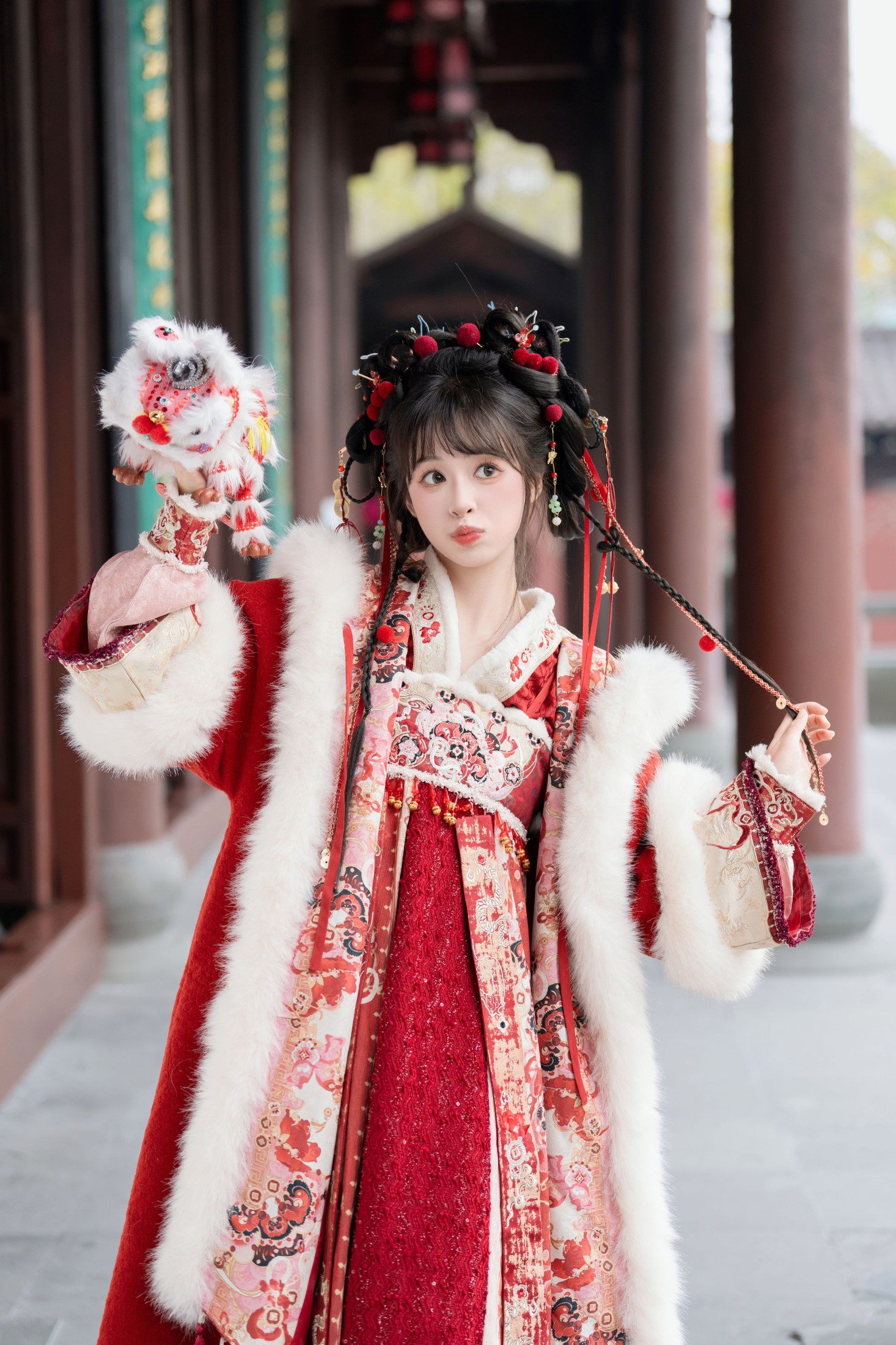 图片[3]-夏芋小年 – 《穿汉服过新年》[22P]-COS写真在线网