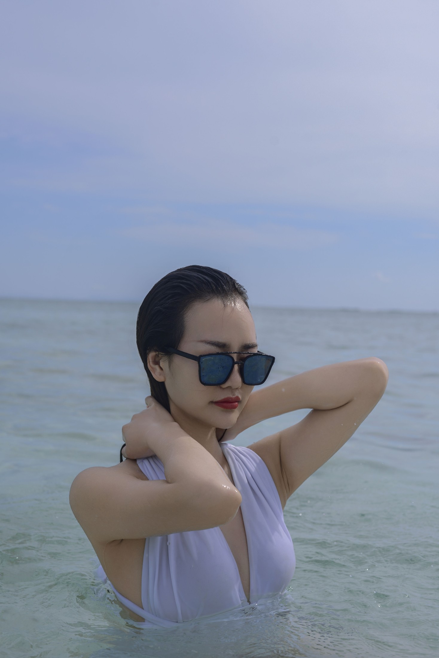 图片[3]-钟钟 – 《Coastal  Beach》[17P]-COS写真在线网