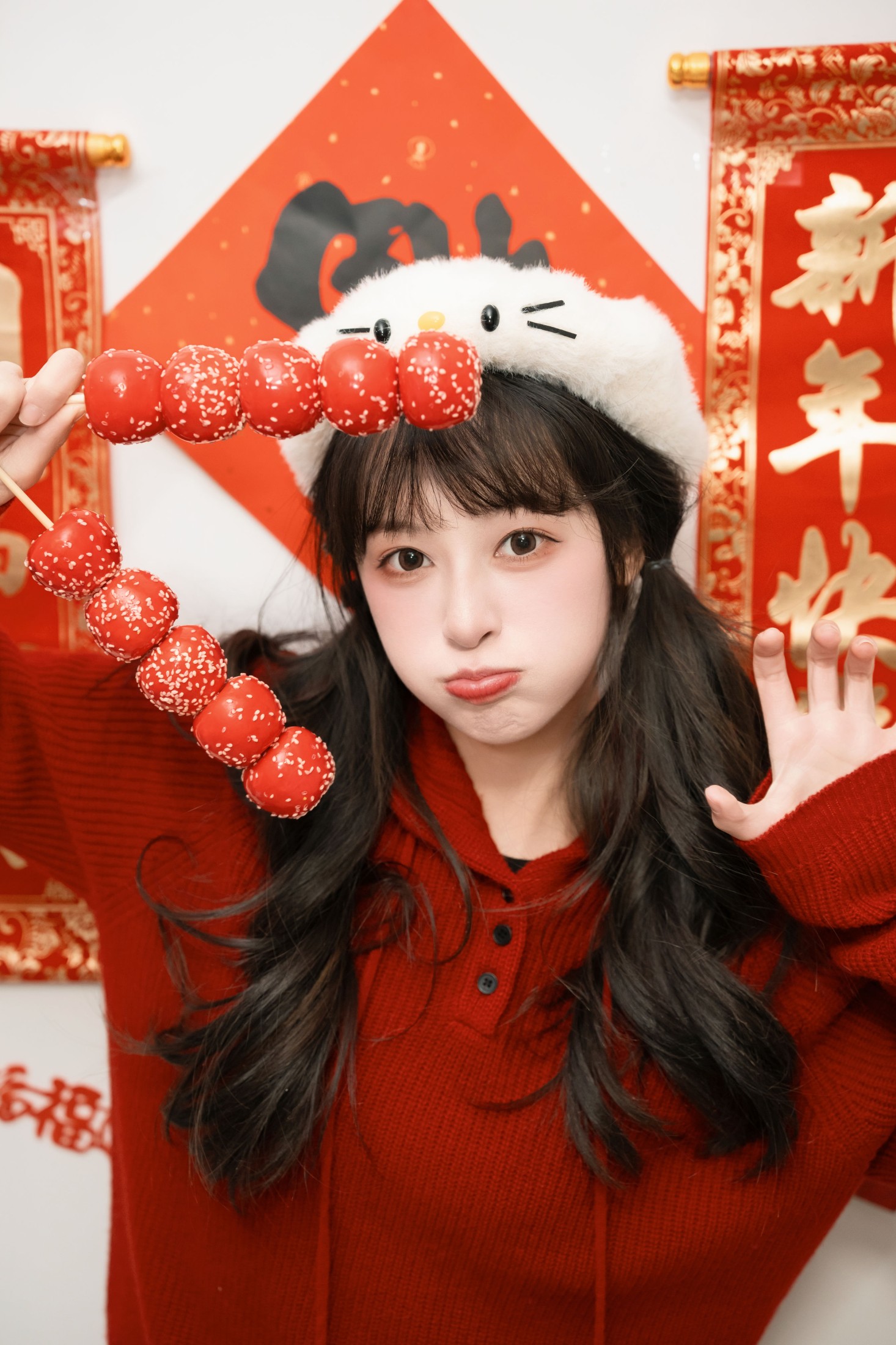 图片[5]-夏芋小年 – 《宅家过新年》[22P]-COS写真在线网