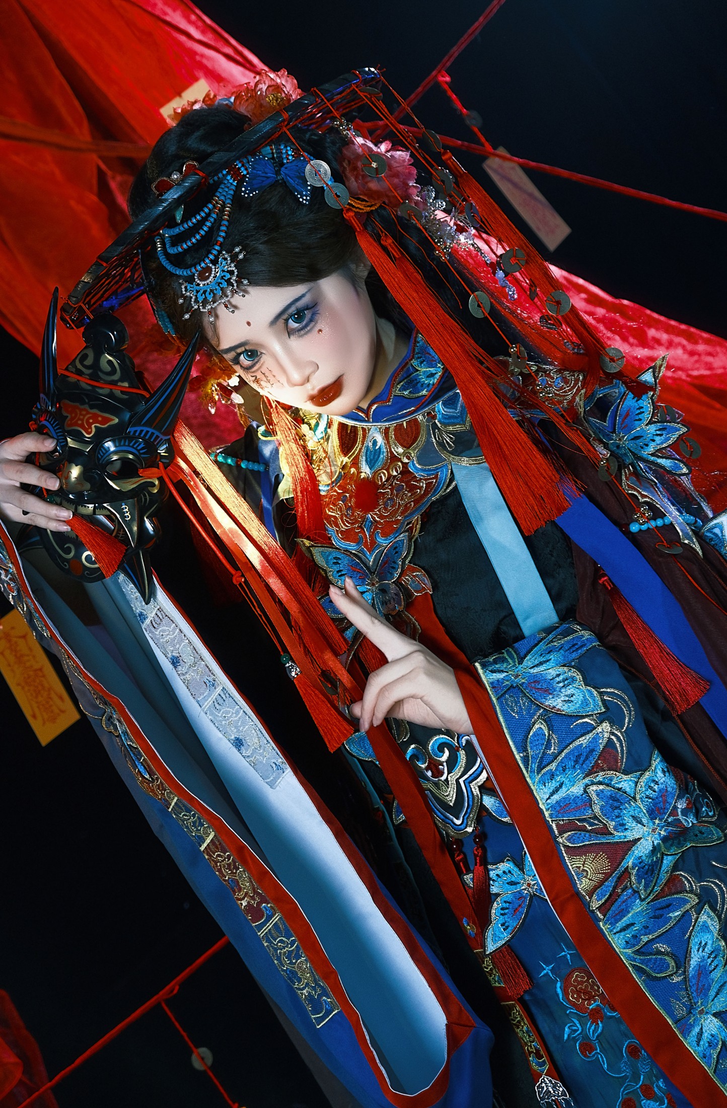 图片[3]-陈呀么陈开心 – 《傩戏》[22P]-COS写真在线网