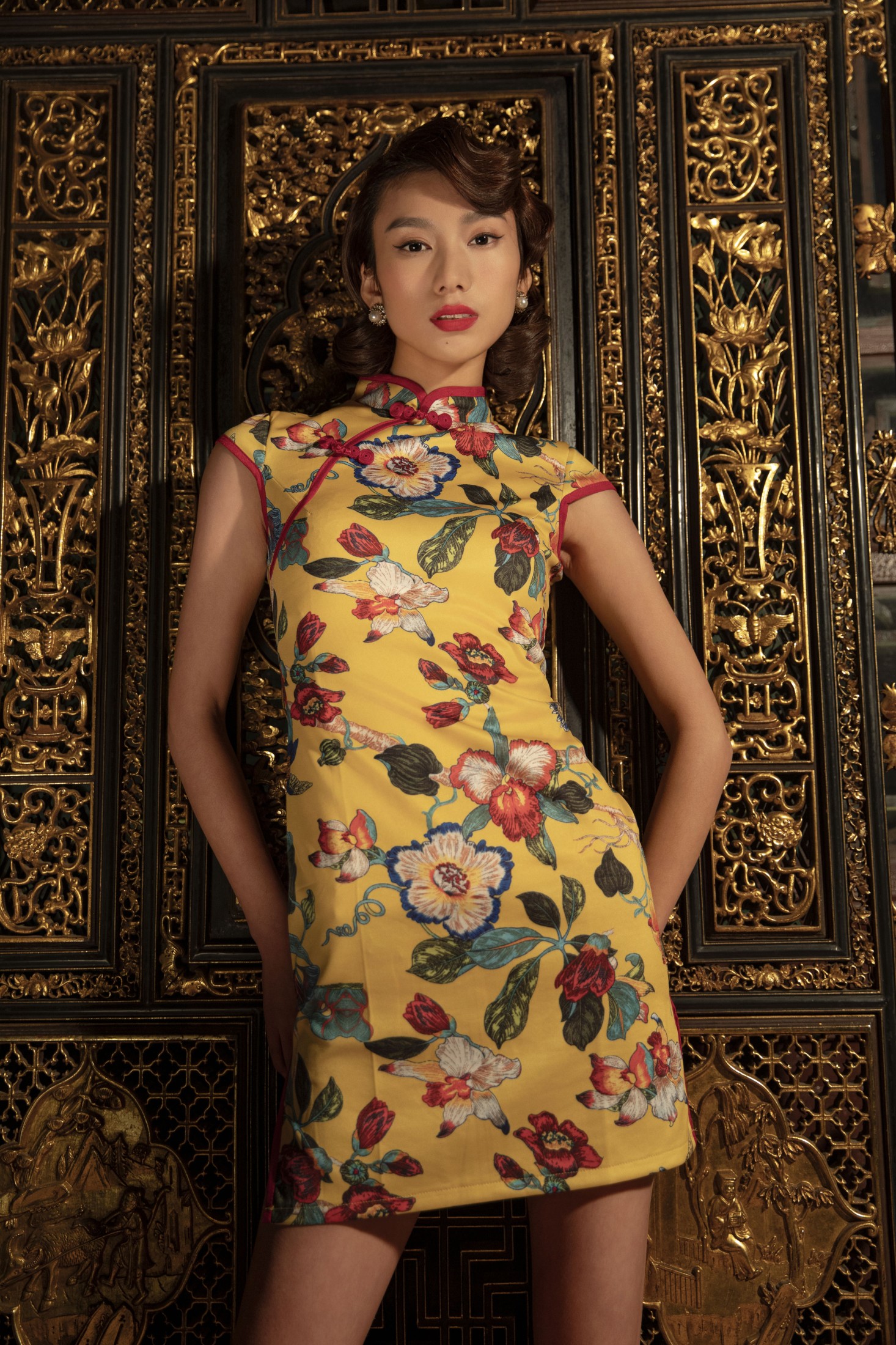 图片[5]-敏敏 – 《红馆》[34P]-COS写真在线网
