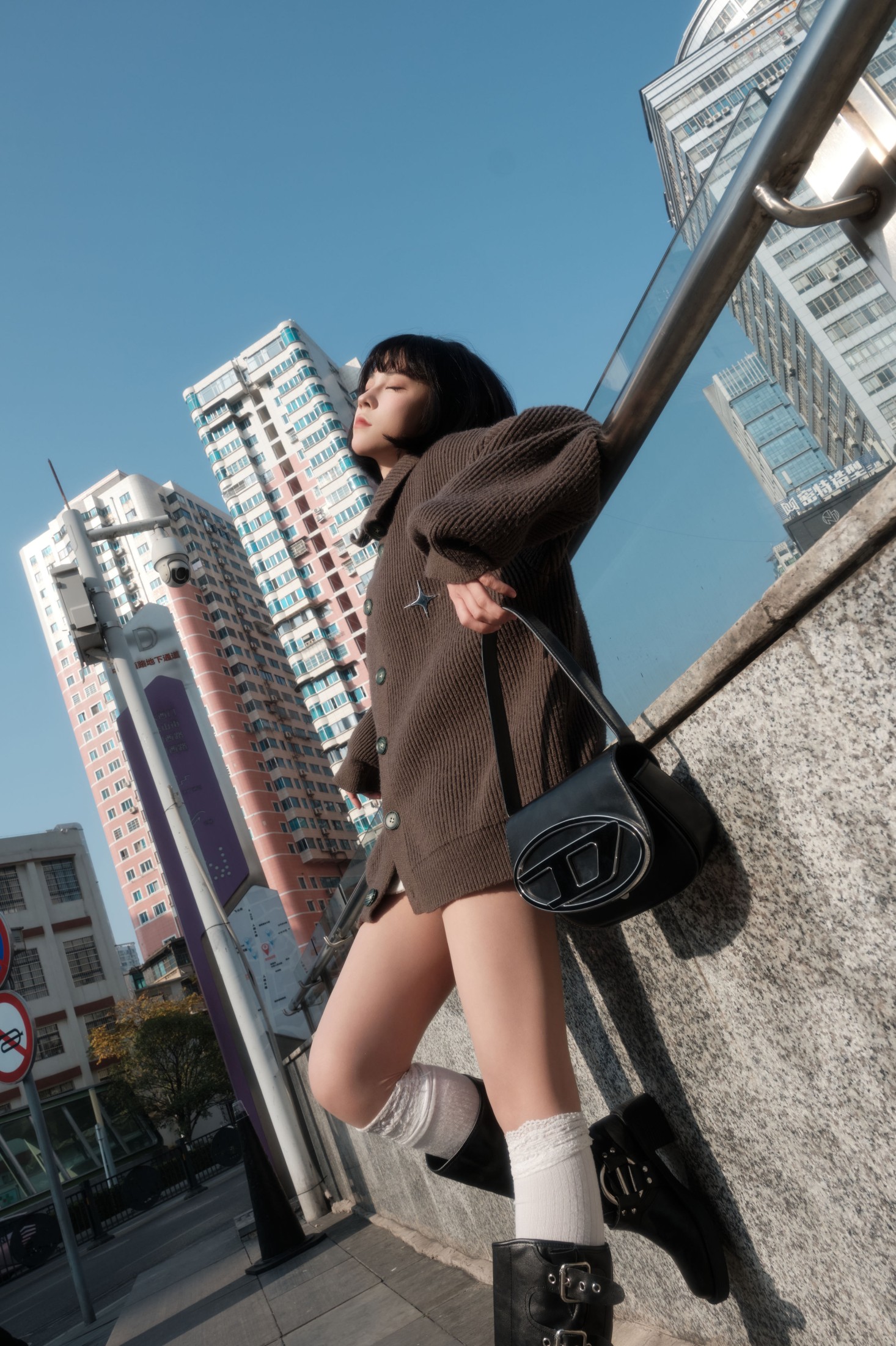 图片[3]-悲伤薯条555 – 《冬日街拍》[22P]-COS写真在线网
