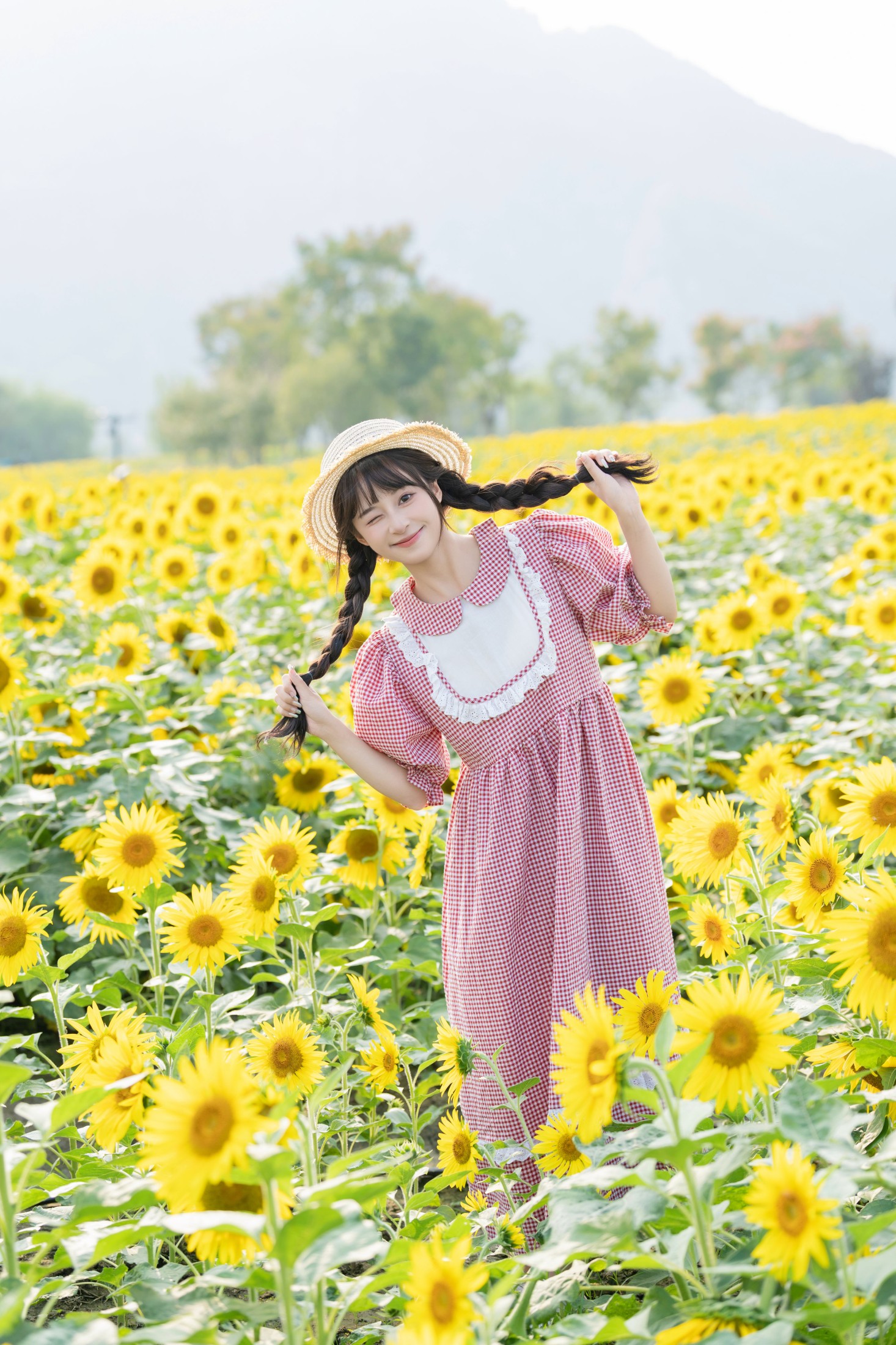 图片[3]-夏芋小年 – 《向日葵》[30P]-COS写真在线网