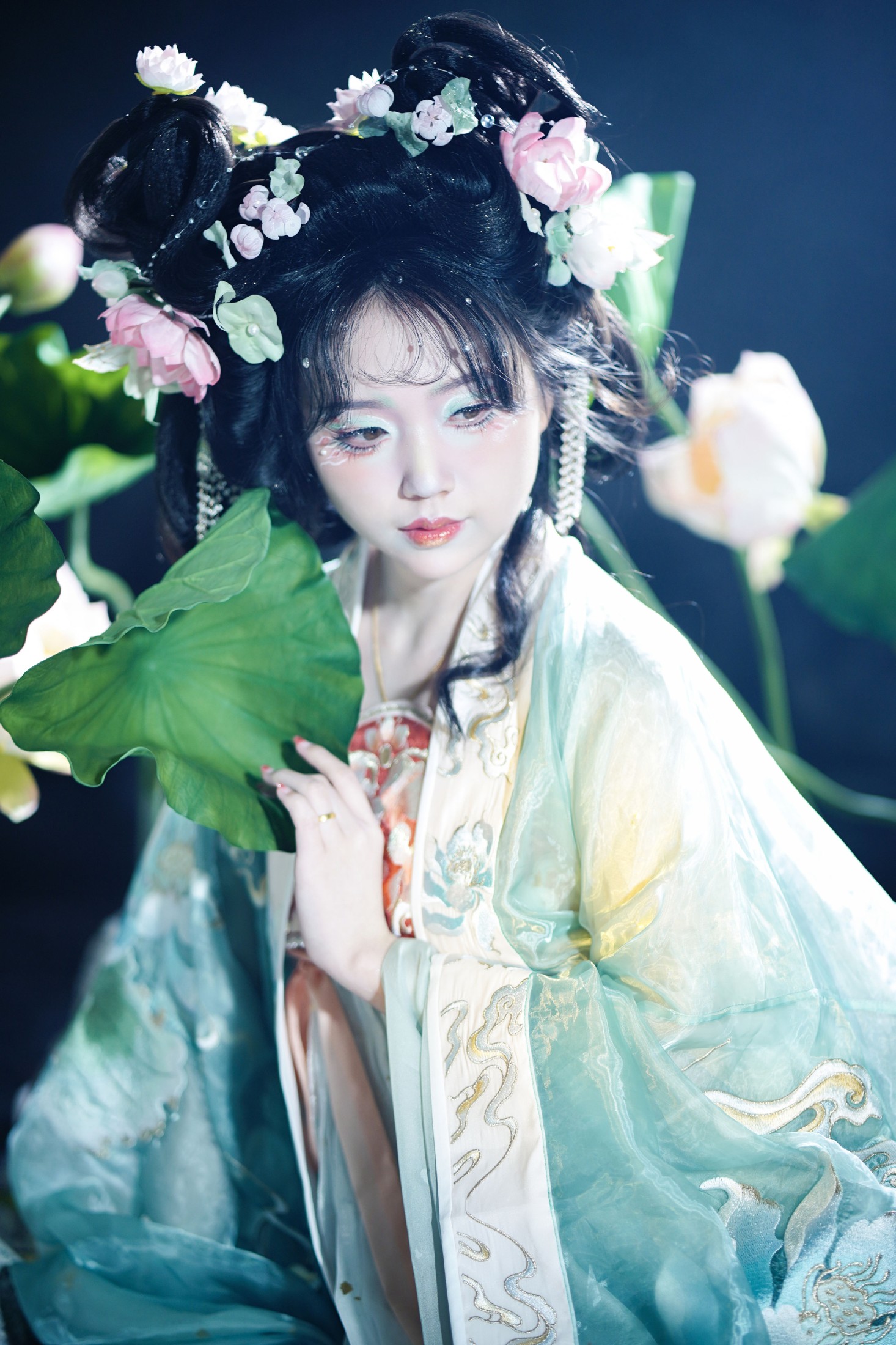 图片[5]-小小 – 《夏荷》[21P]-COS写真在线网