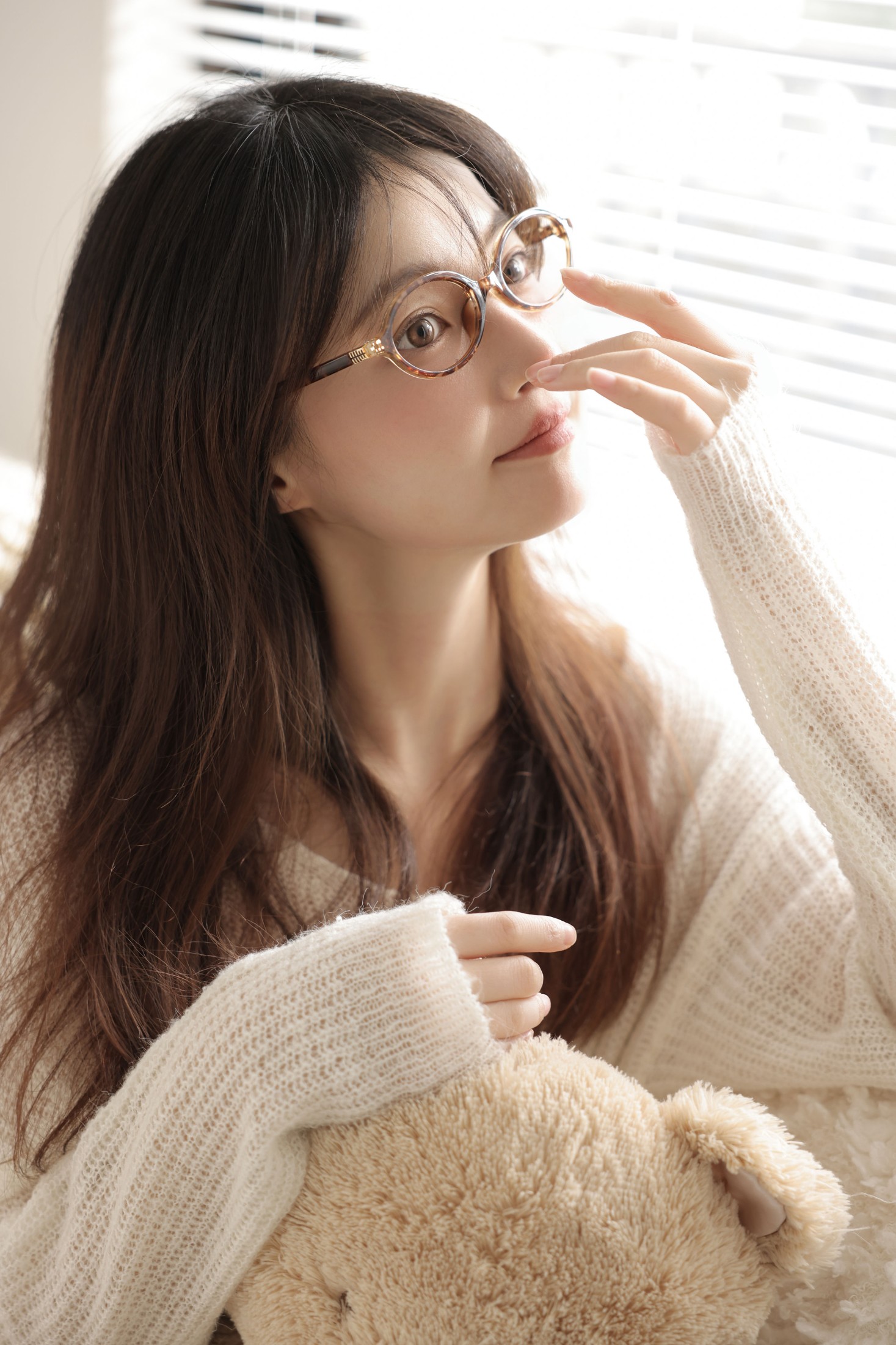 图片[5]-鱼尾酱 – 《白色》[24P]-COS写真在线网