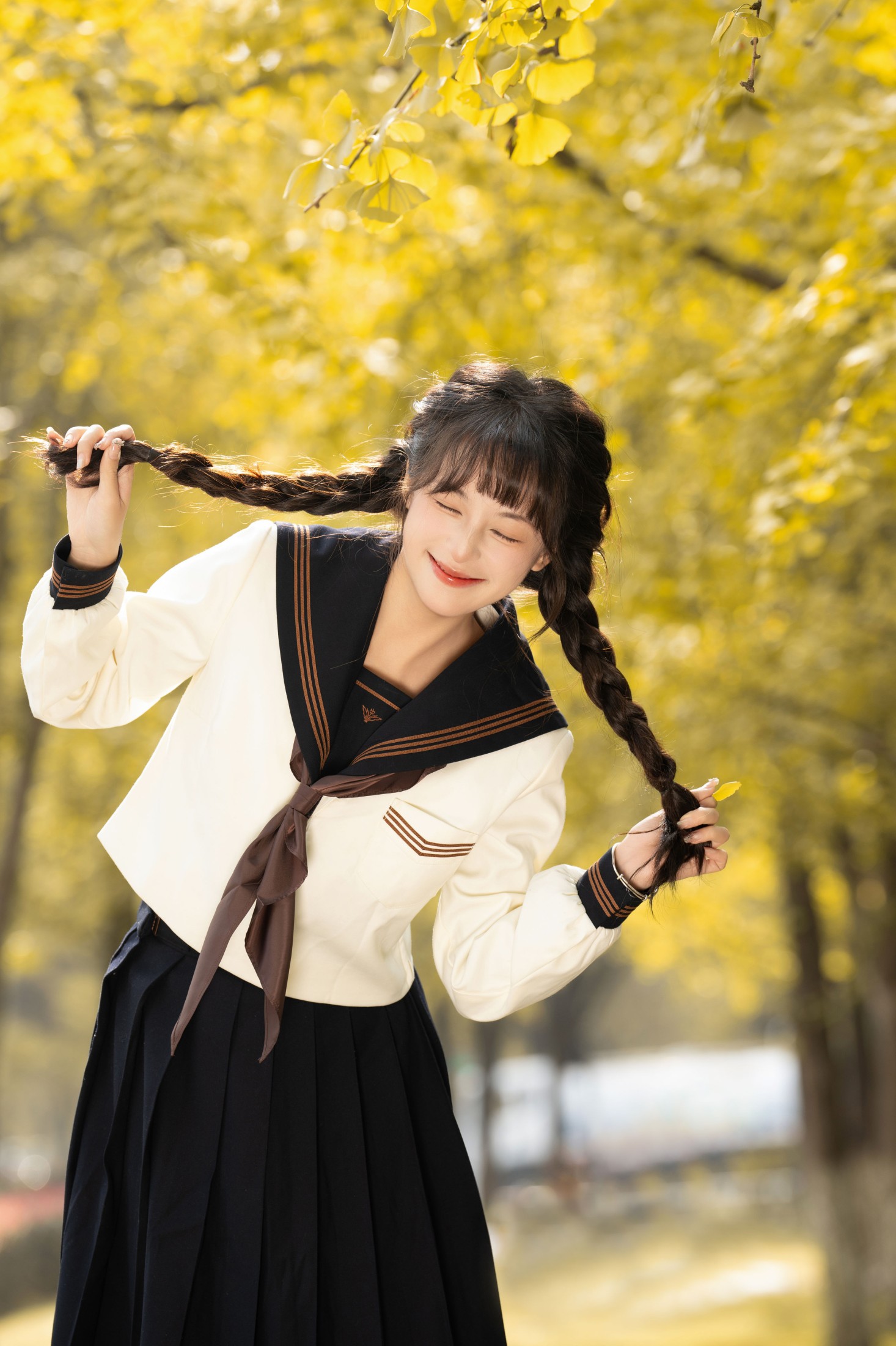 图片[4]-夏芋小年 – 《银杏好秋天》[22P]-COS写真在线网