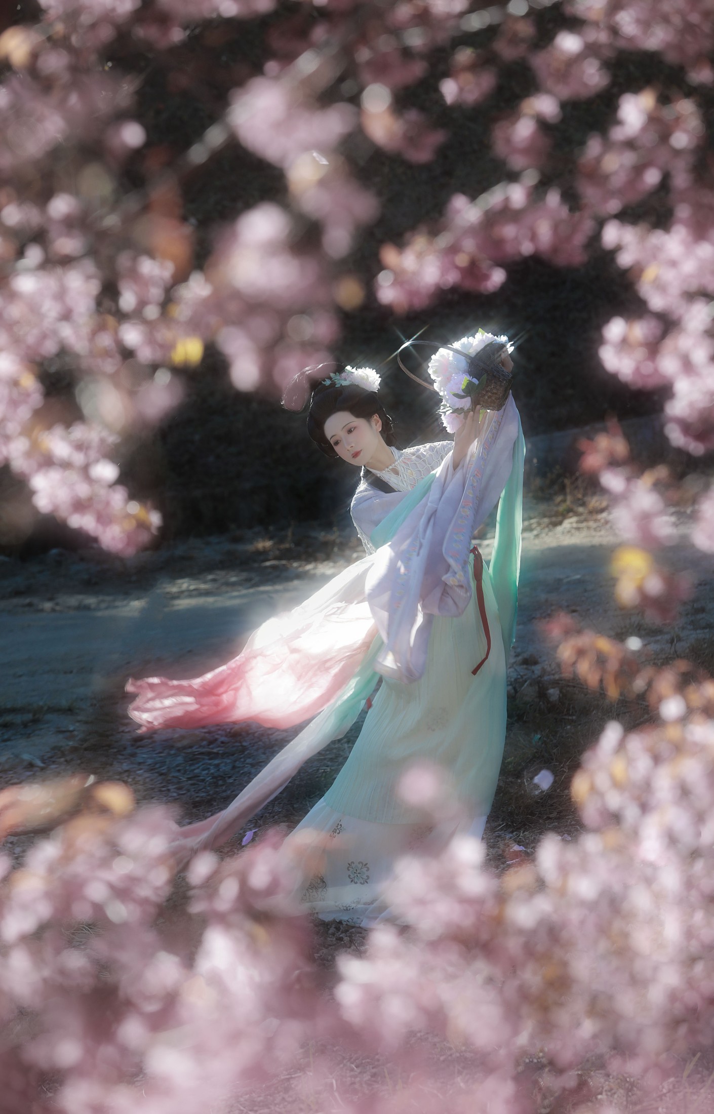 图片[3]-瑜瑾 – 《绣面芙蓉一笑开，斜飞宝鸭衬相腮》[22P]-COS写真在线网
