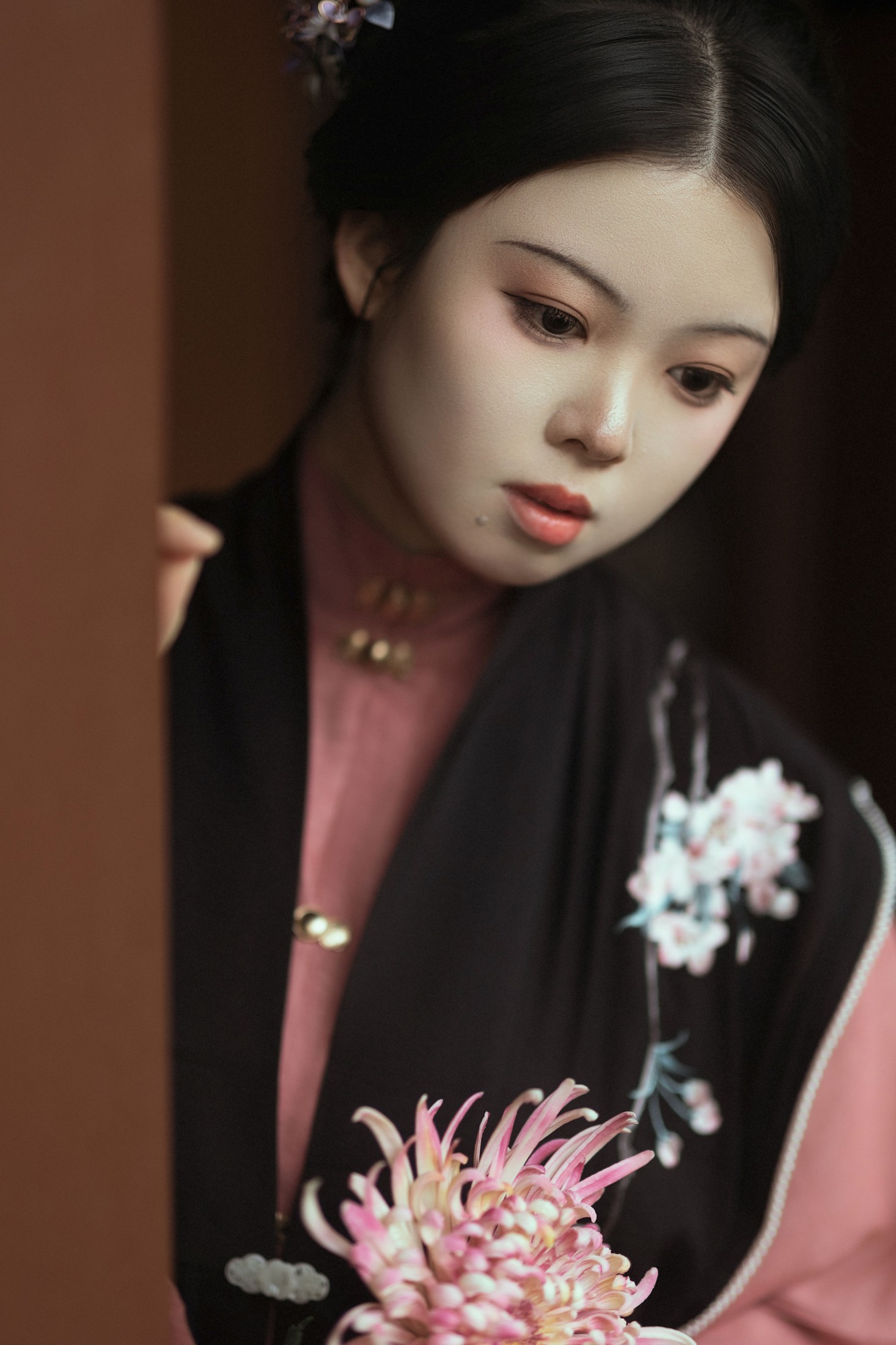 图片[5]-潘小落 – 《冬日古寺》[27P]-COS写真在线网