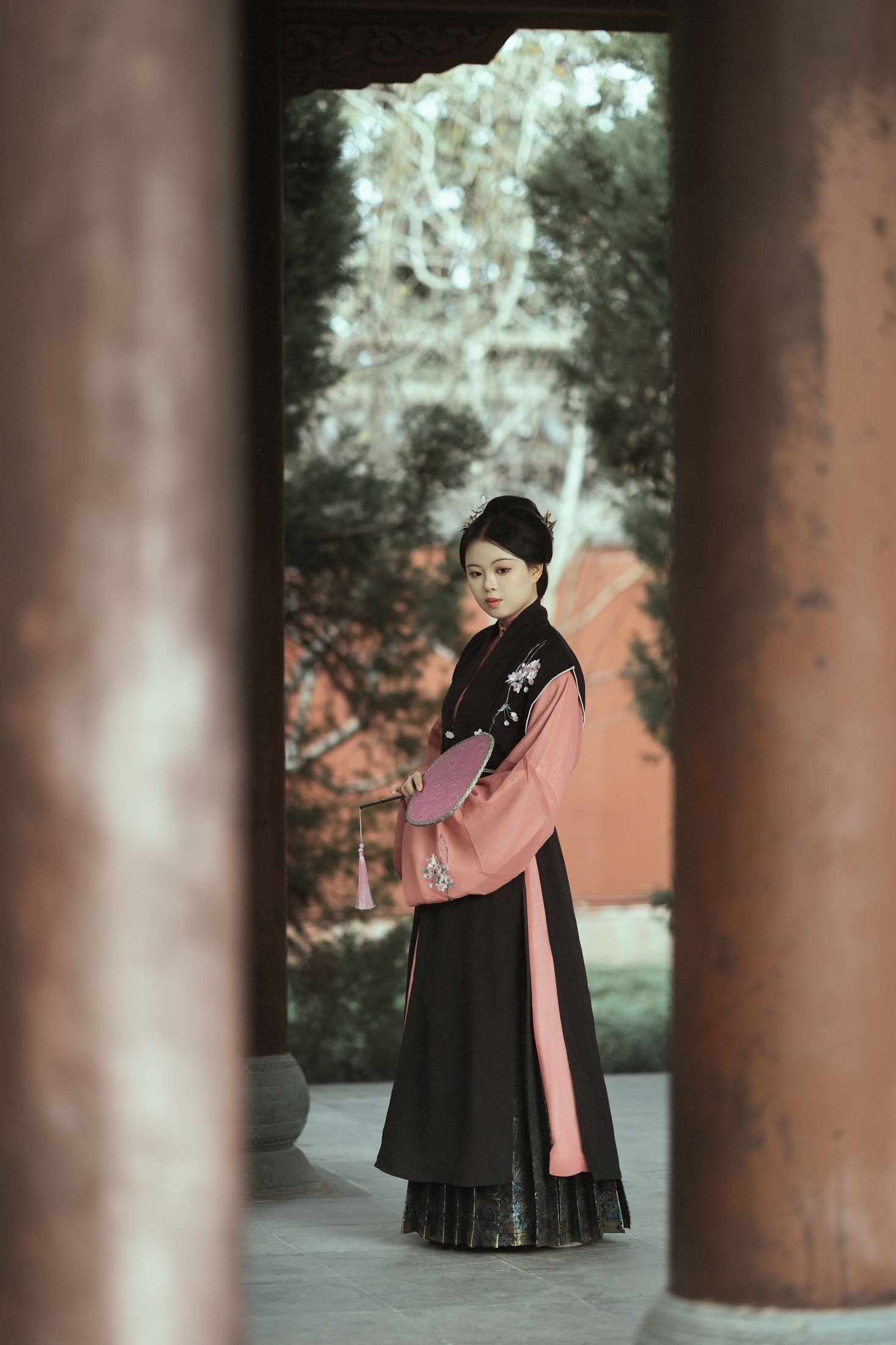 图片[6]-潘小落 – 《冬日古寺》[27P]-COS写真在线网
