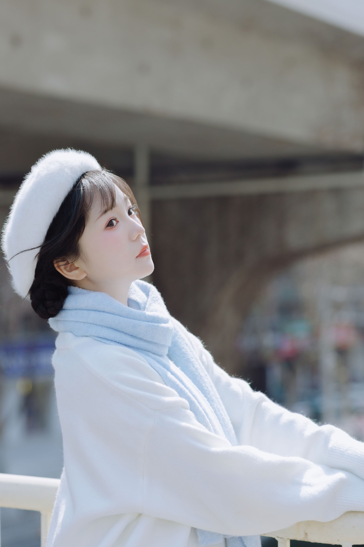 图片[3]-鱼泡泡 – 《天桥上的蓝色冬季》[20P]-COS写真在线网