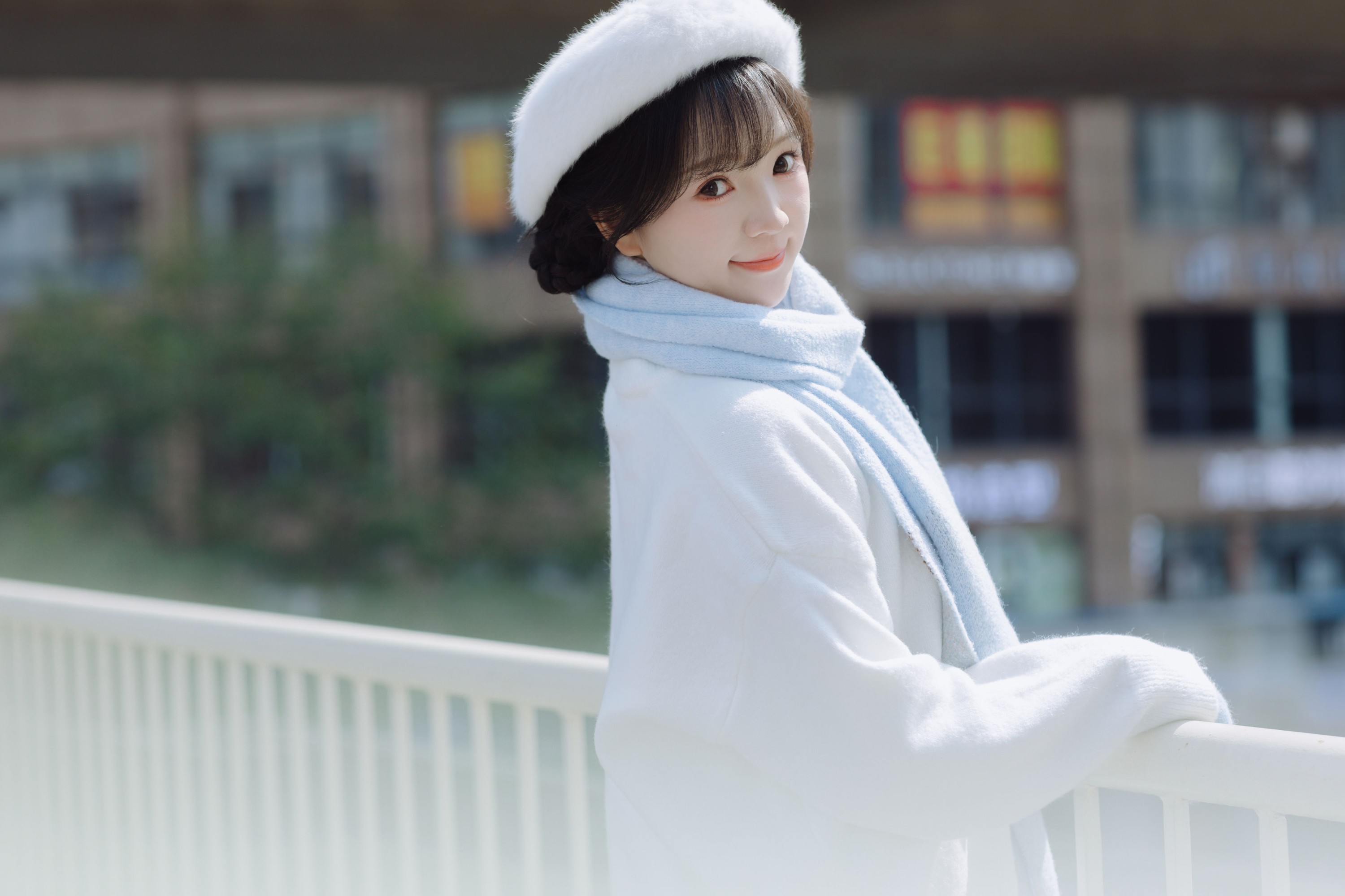 图片[4]-鱼泡泡 – 《天桥上的蓝色冬季》[20P]-COS写真在线网