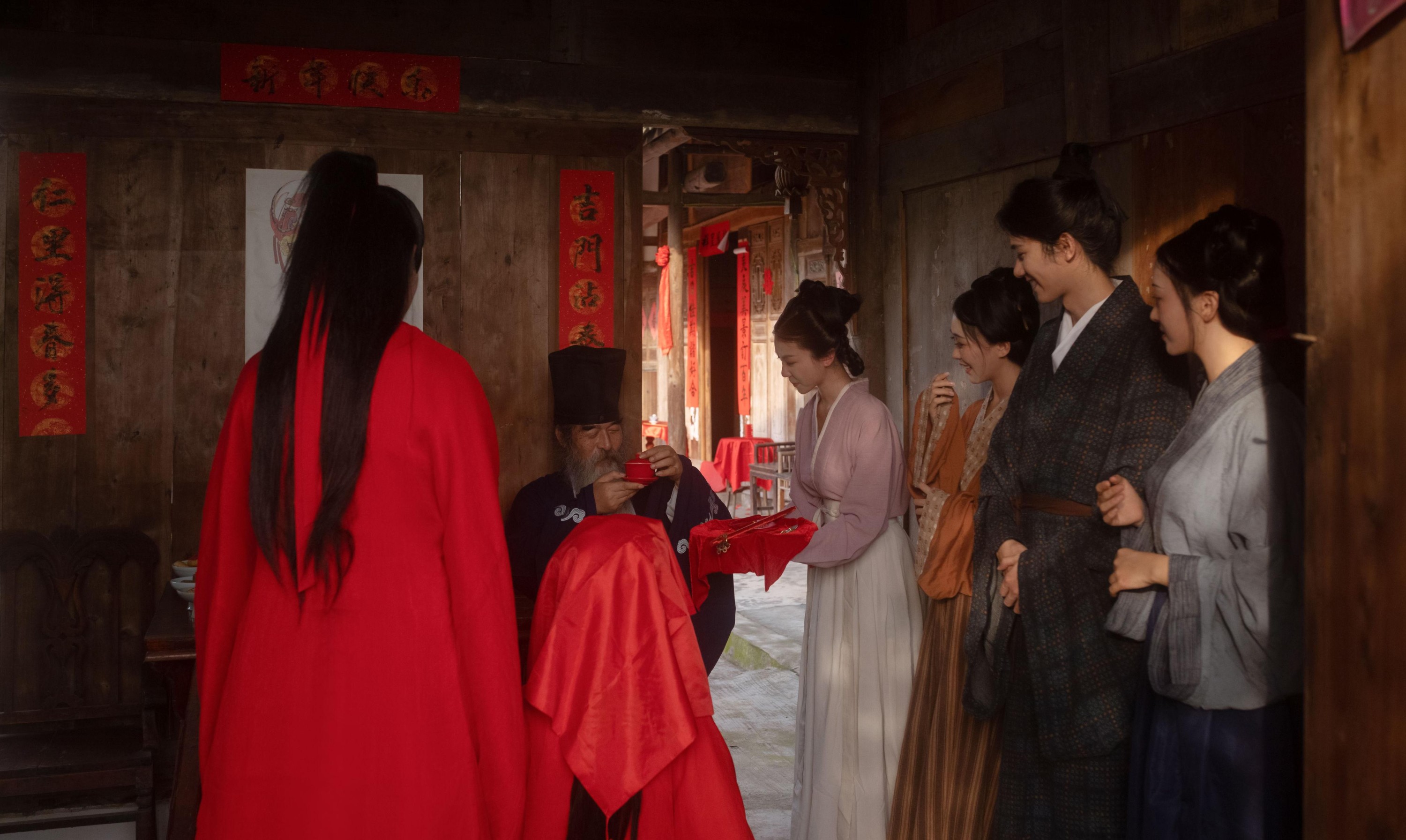 图片[2]-三町目的时生 姌Rr 汉服爷爷云中鹤 樱桃不甜 – 《成亲》[14P]-COS写真在线网