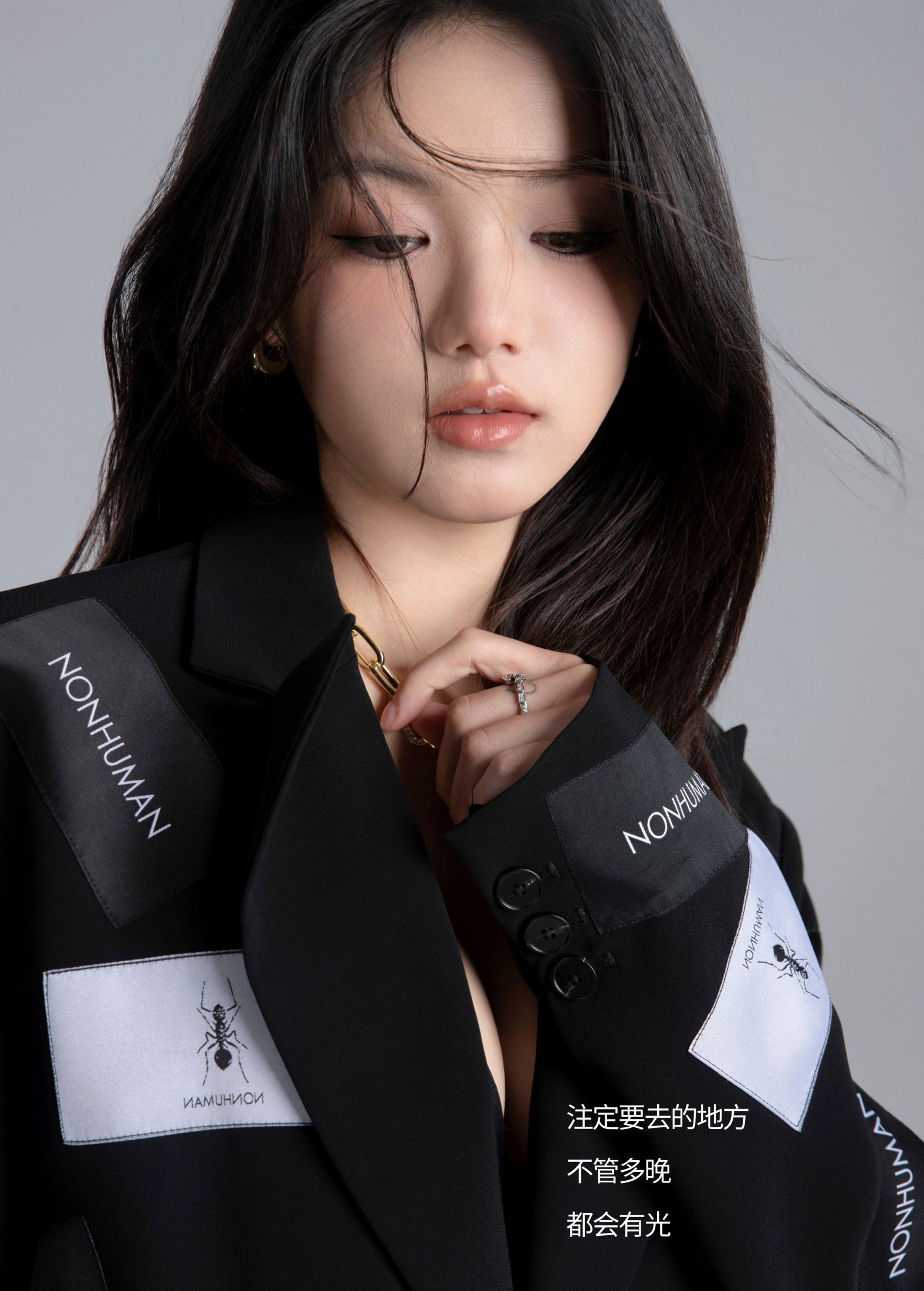 图片[2]-镜子 – 《Emily》[30P]-COS写真在线网