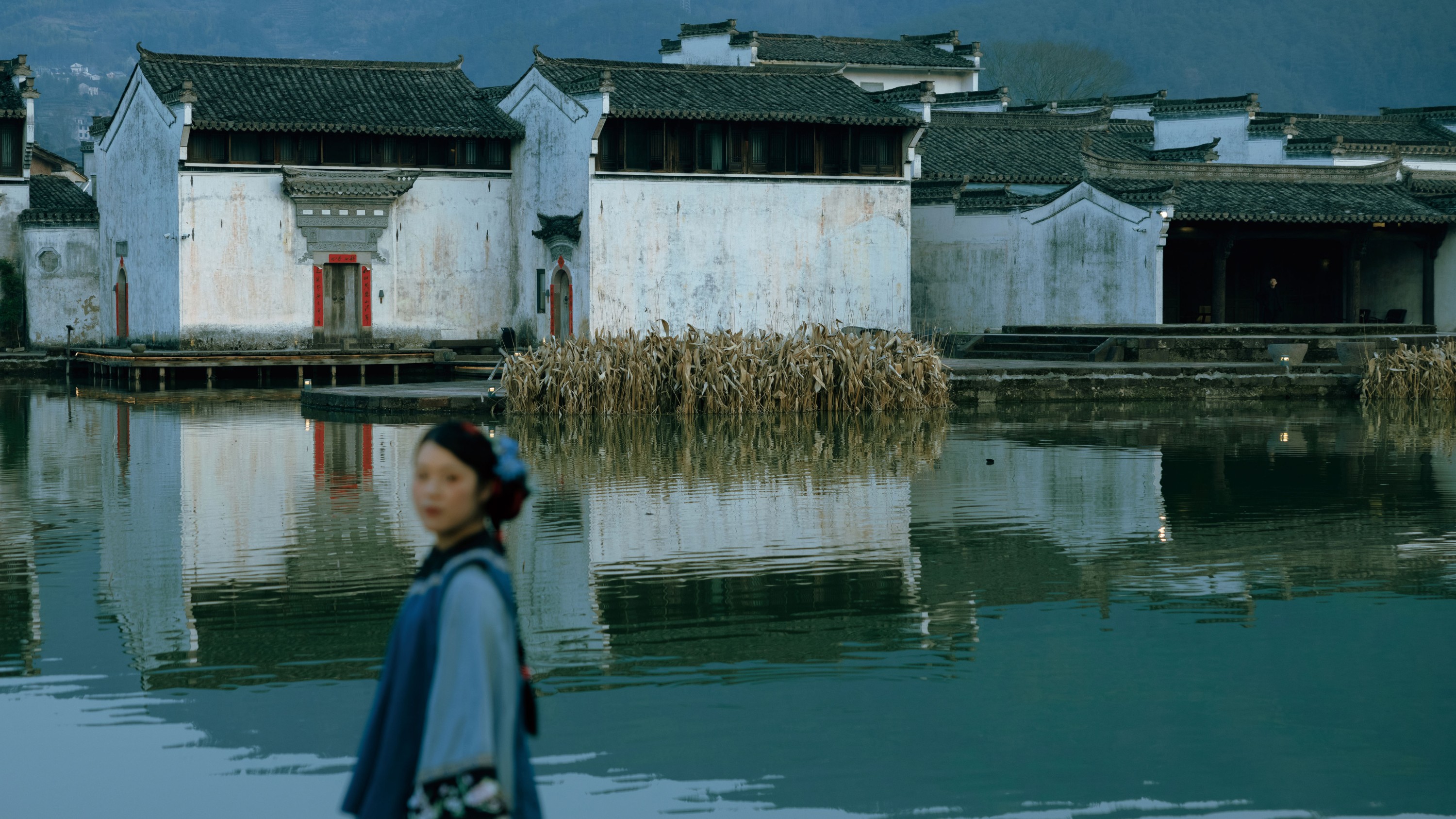 图片[3]-小华冲鸭 – 《拥春》[36P]-COS写真在线网