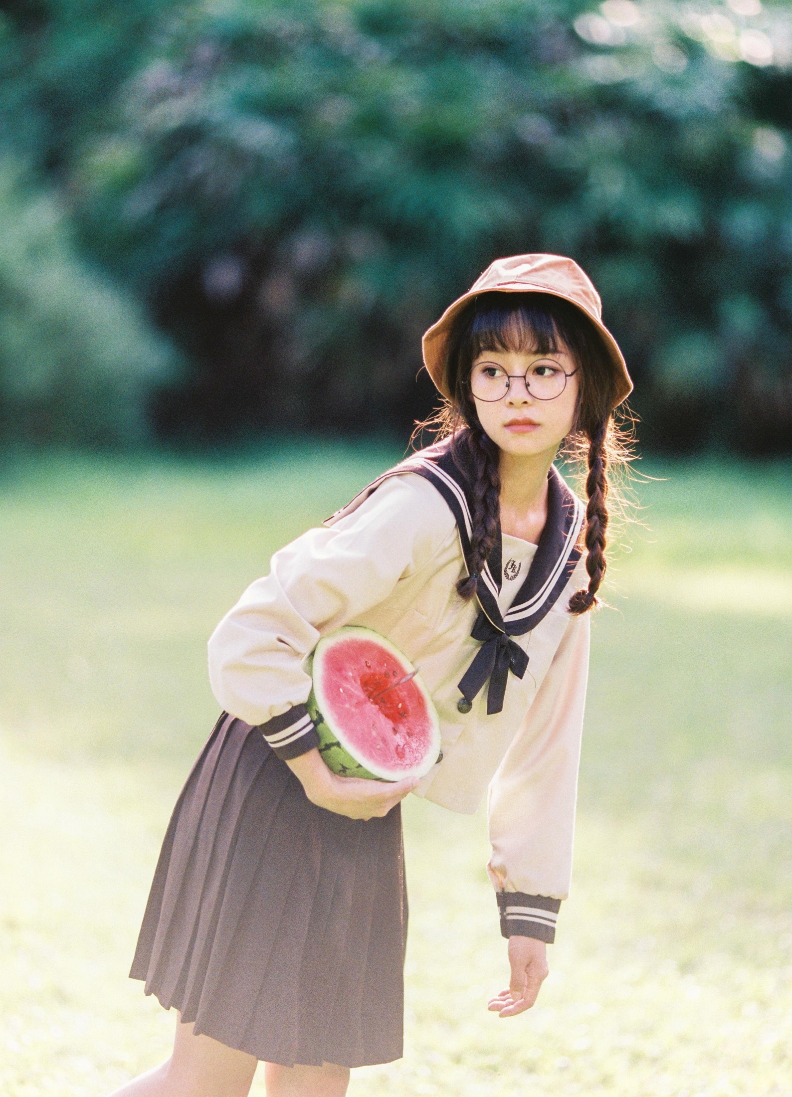 图片[2]-秋歌 – 《西瓜与少女》[14P]-COS写真在线网