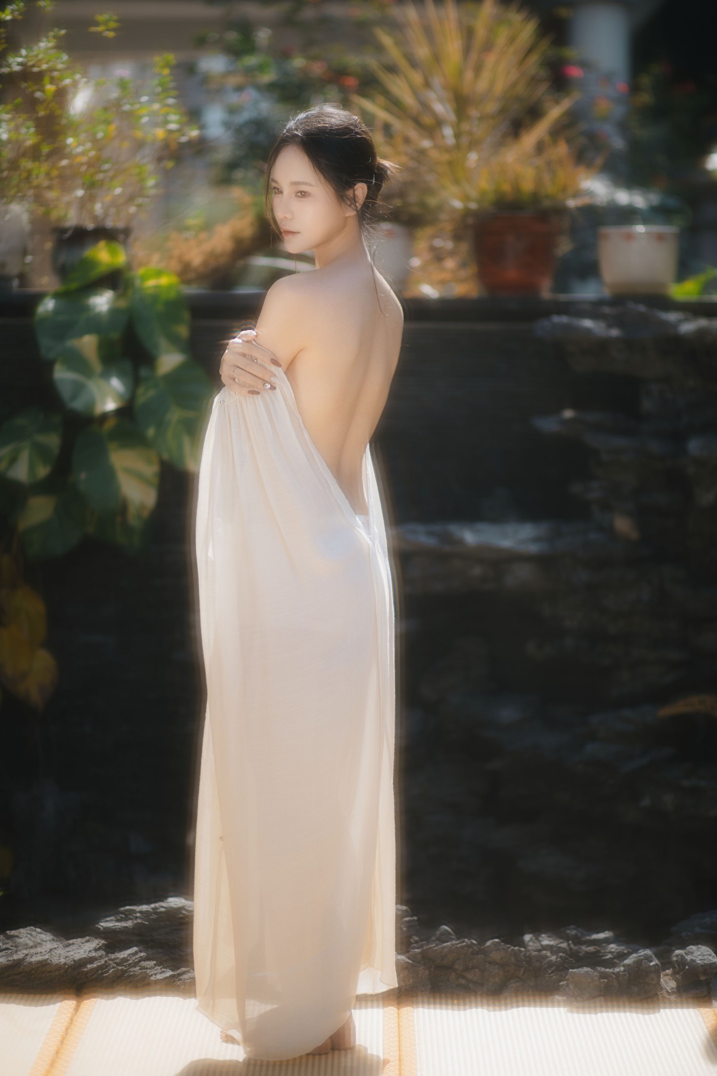 图片[6]-莎莎 – 《池塘边兮兮的少女》[13P]-COS写真在线网