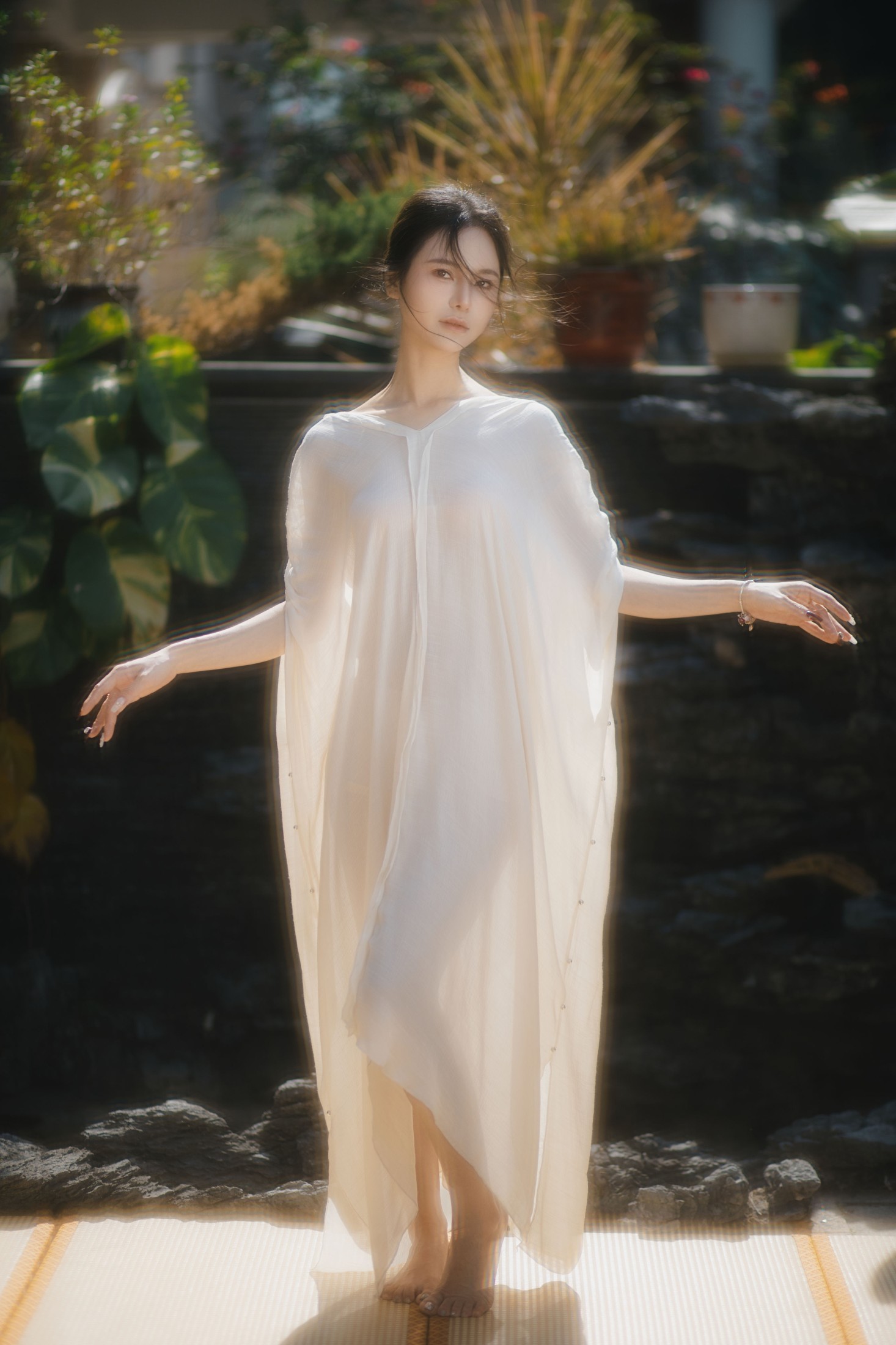 图片[3]-莎莎 – 《池塘边兮兮的少女》[13P]-COS写真在线网